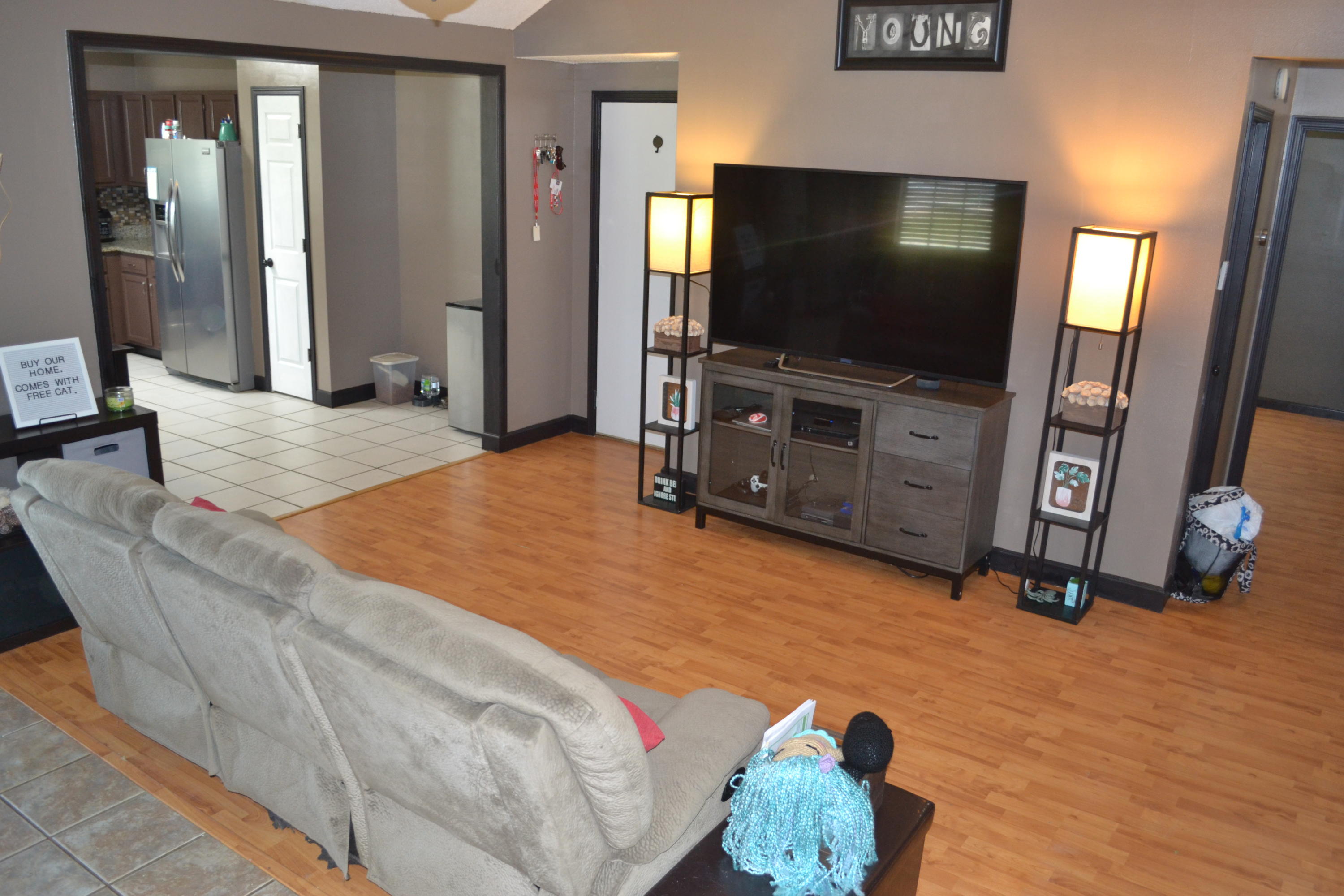 SOUTHWAY EST 1ST ADD LOT 6 BLK 1 - Residential