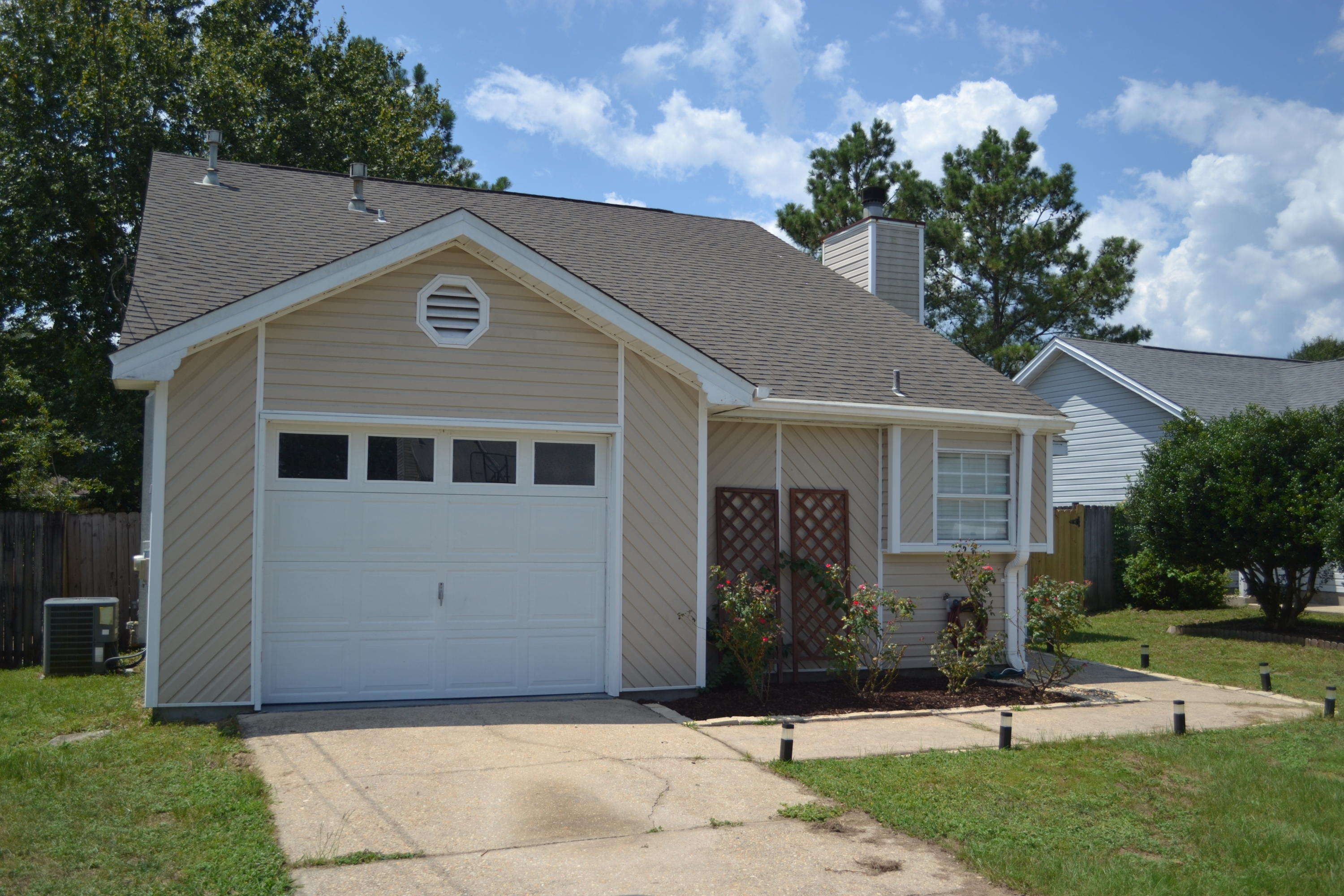 SOUTHWAY EST 1ST ADD LOT 6 BLK 1 - Residential