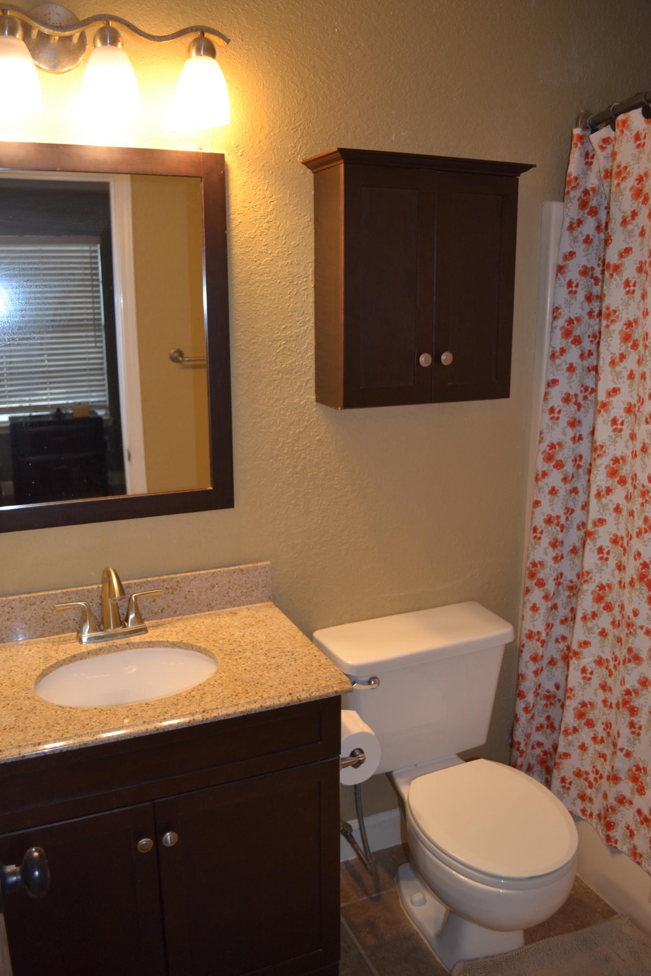 SOUTHWAY EST 1ST ADD LOT 6 BLK 1 - Residential