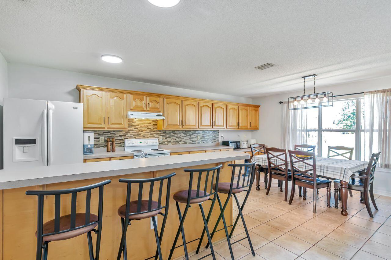 HOLLEY BY THE SEA - Residential