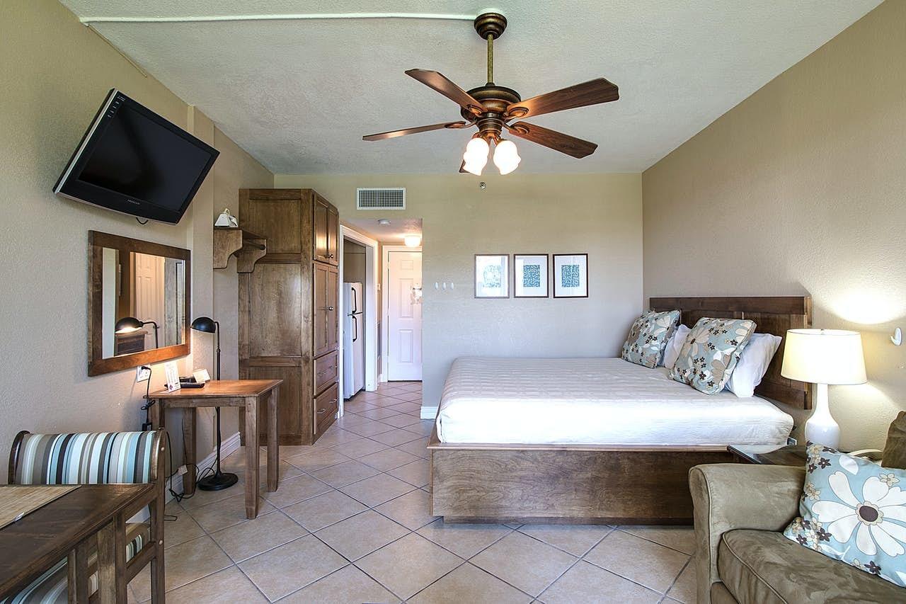 PIRATES BAY PH 1 - Residential