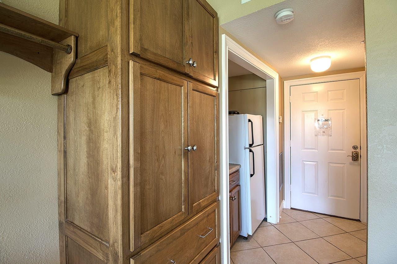 PIRATES BAY PH 1 - Residential