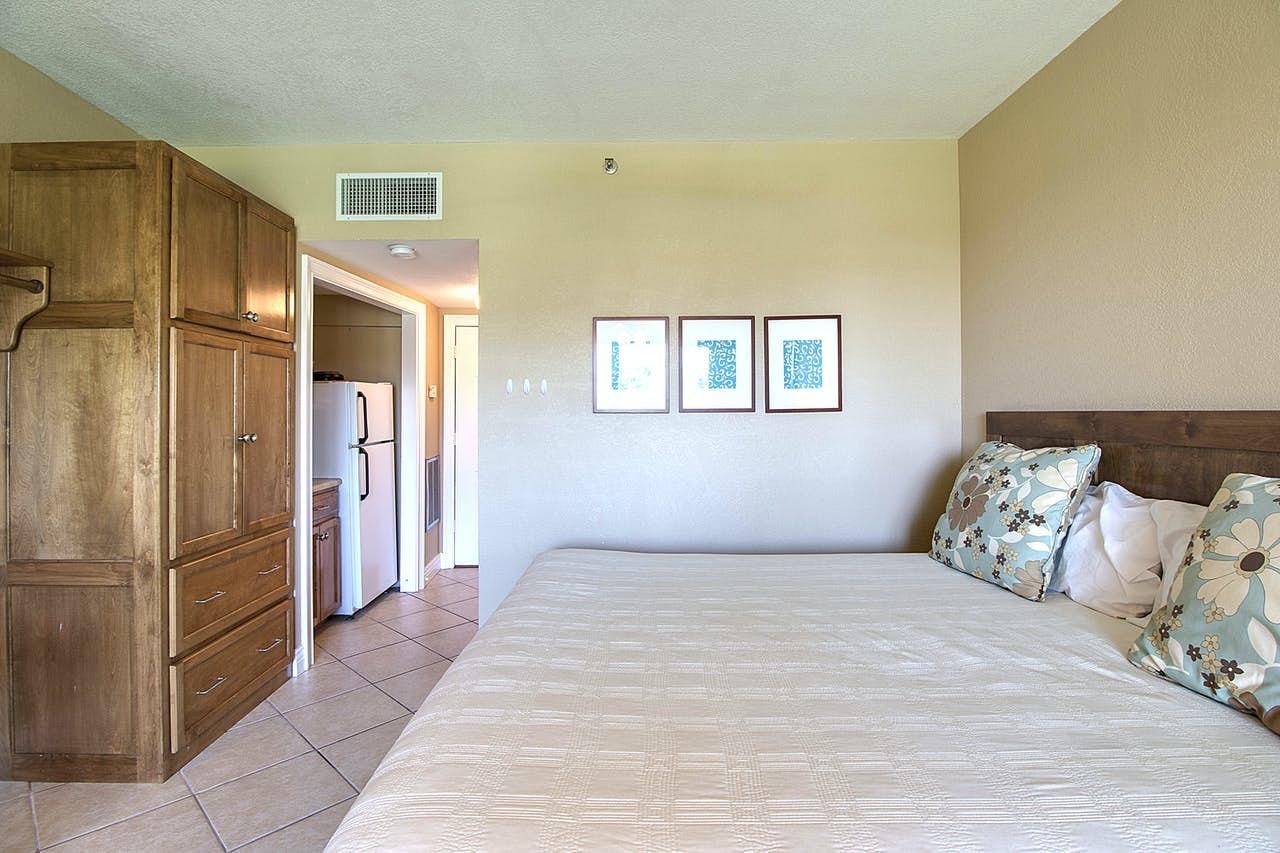 PIRATES BAY PH 1 - Residential