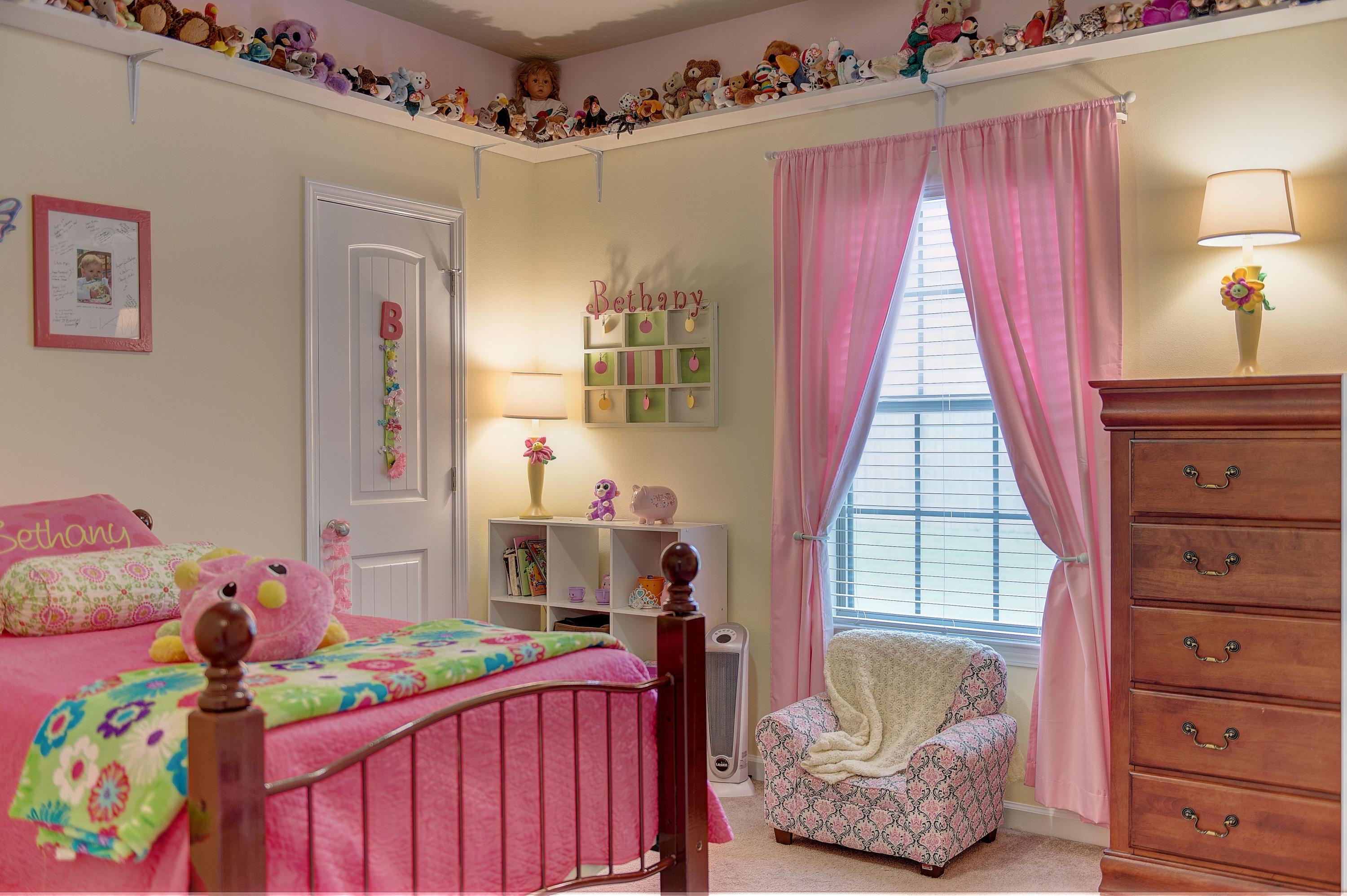 DUGGAN POND ESTATES - Residential