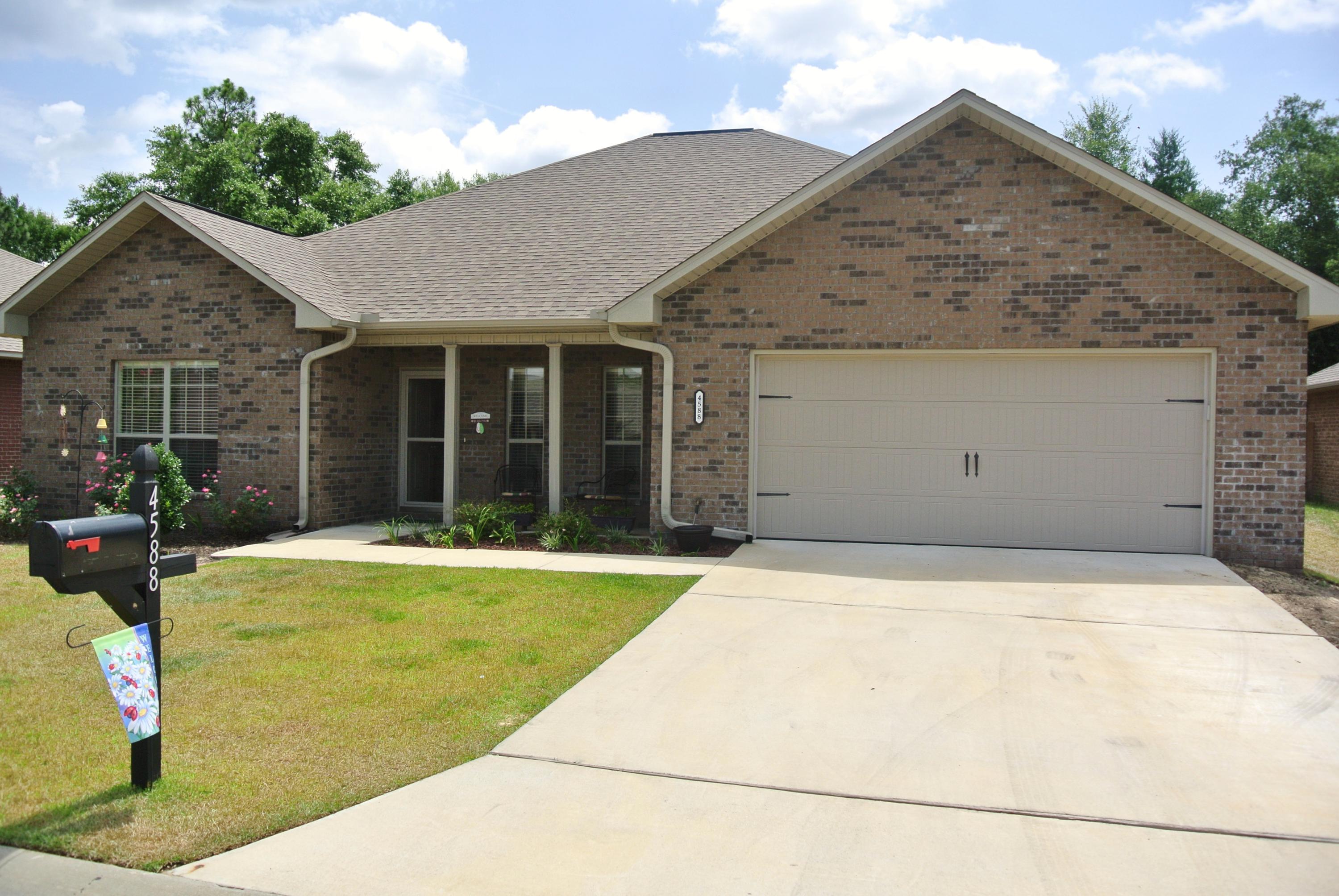 DUGGAN POND ESTATES - Residential