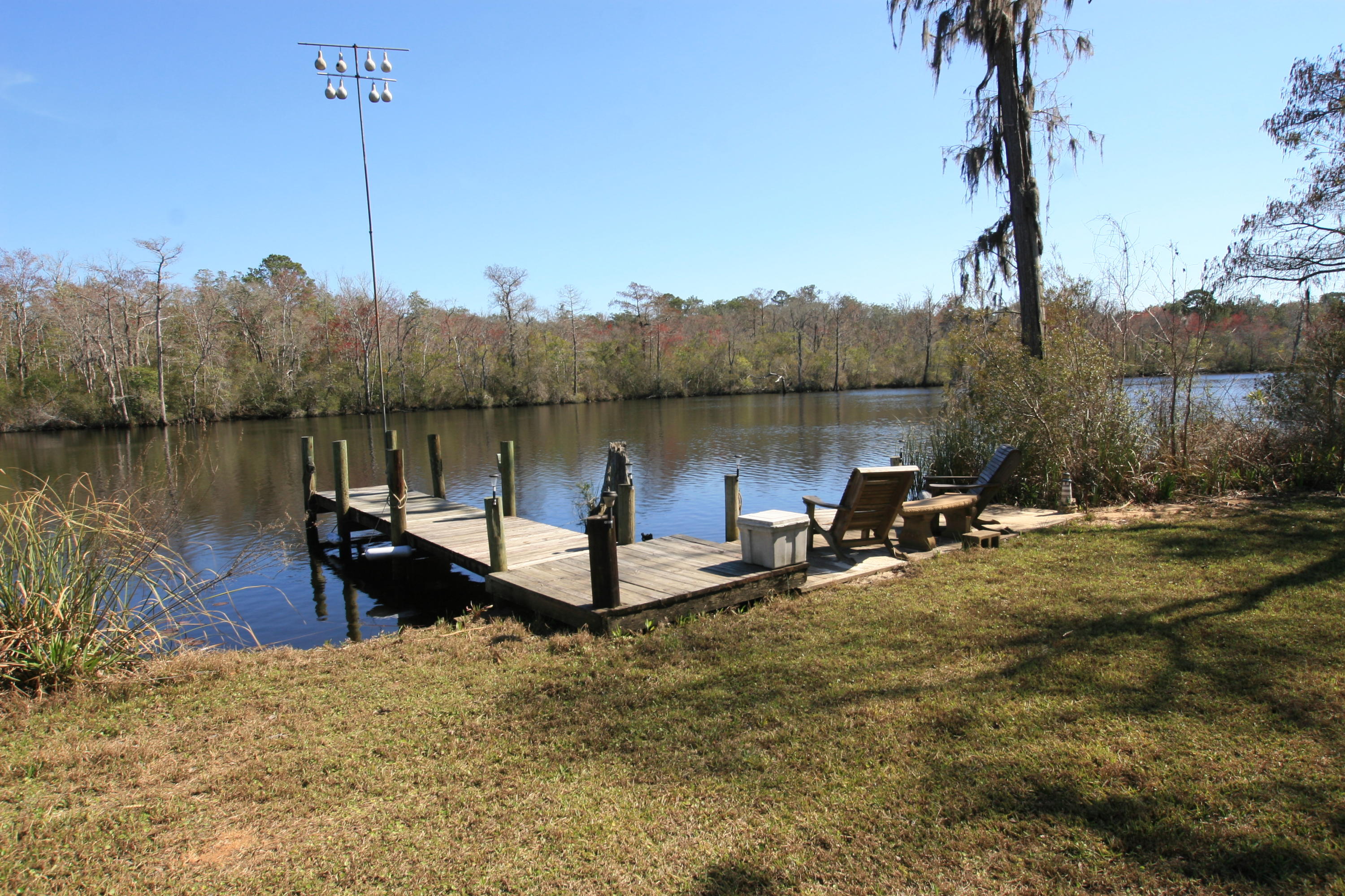 HAPPY HOLLOW - Residential