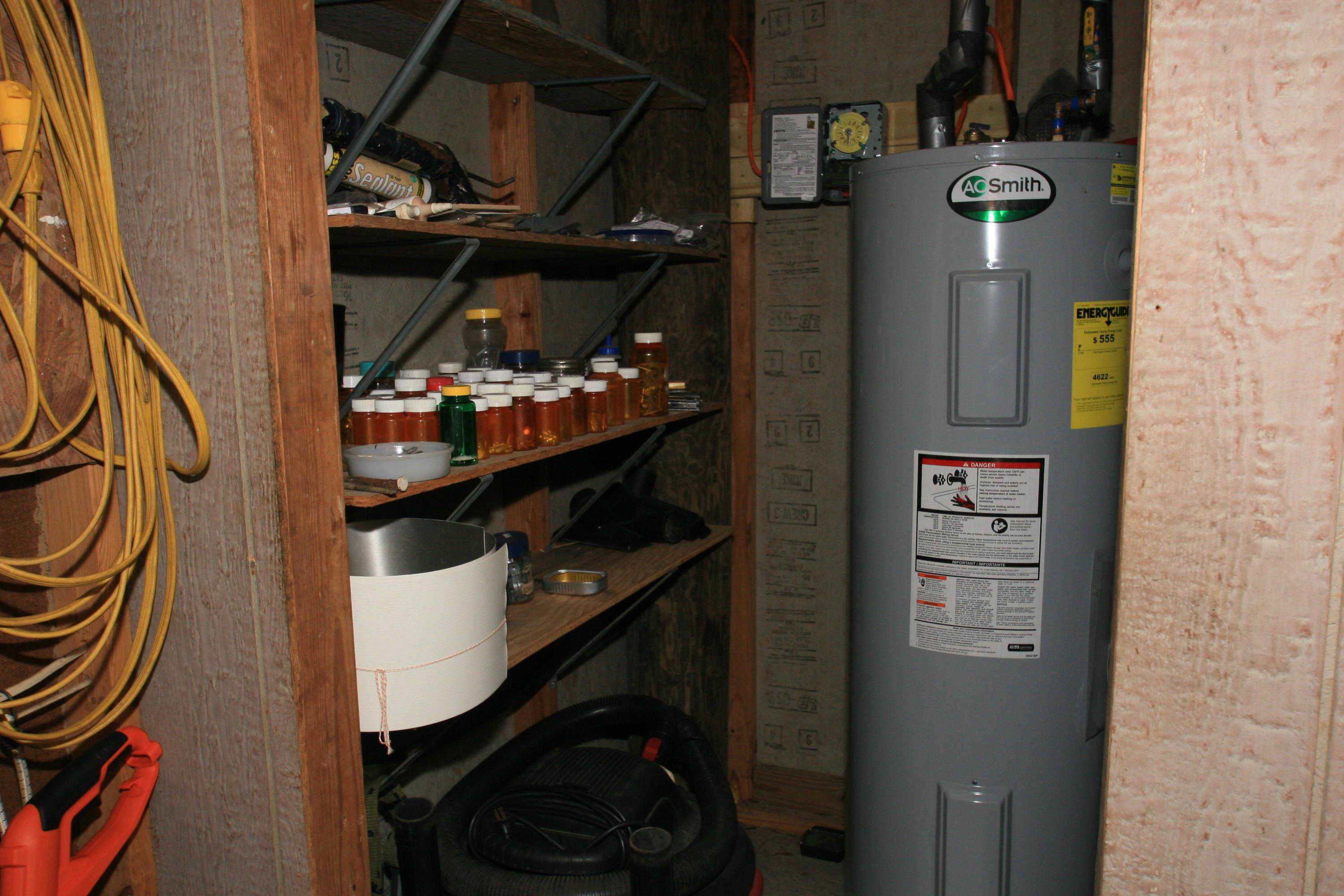 HAPPY HOLLOW - Residential