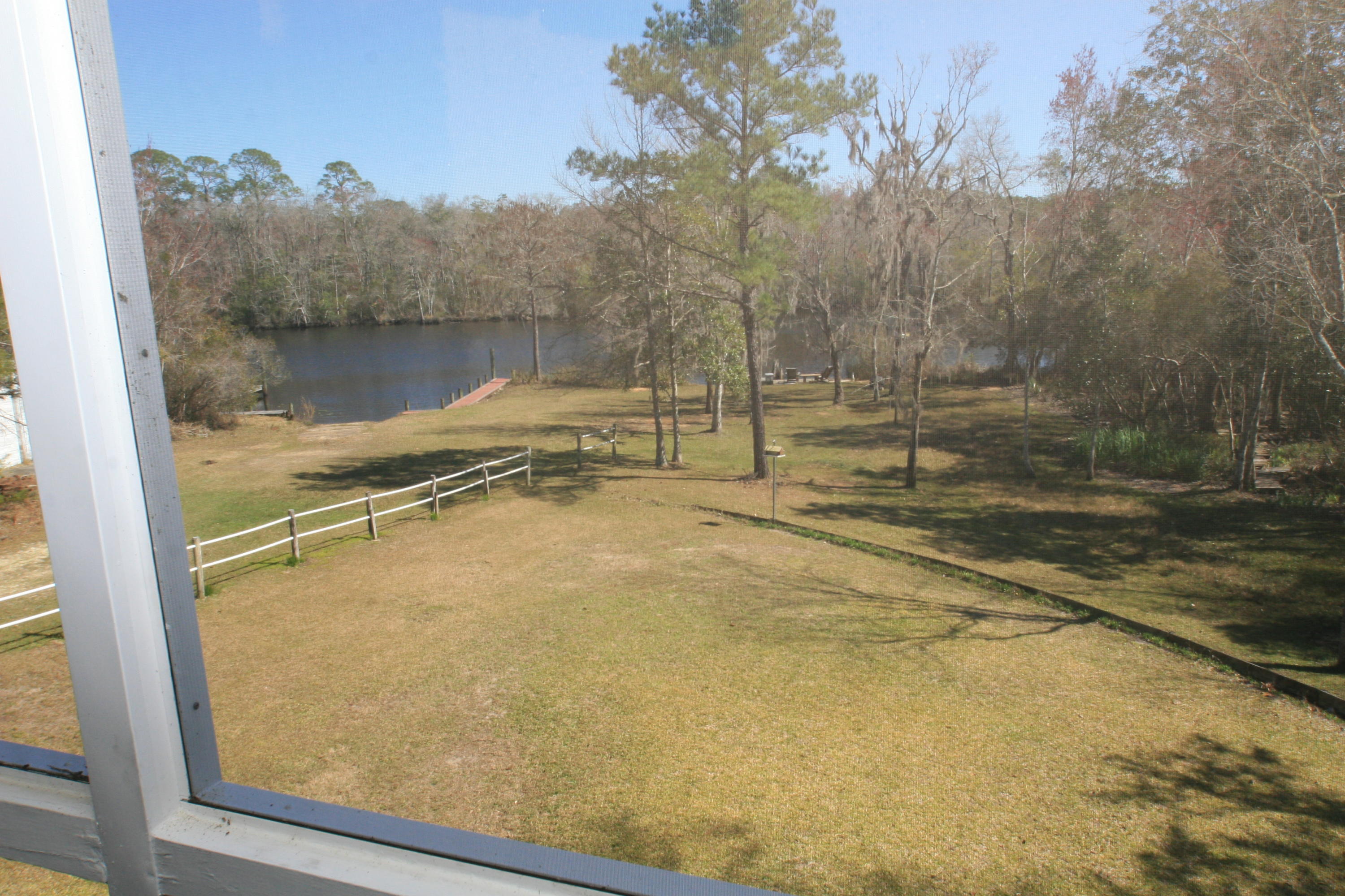 HAPPY HOLLOW - Residential