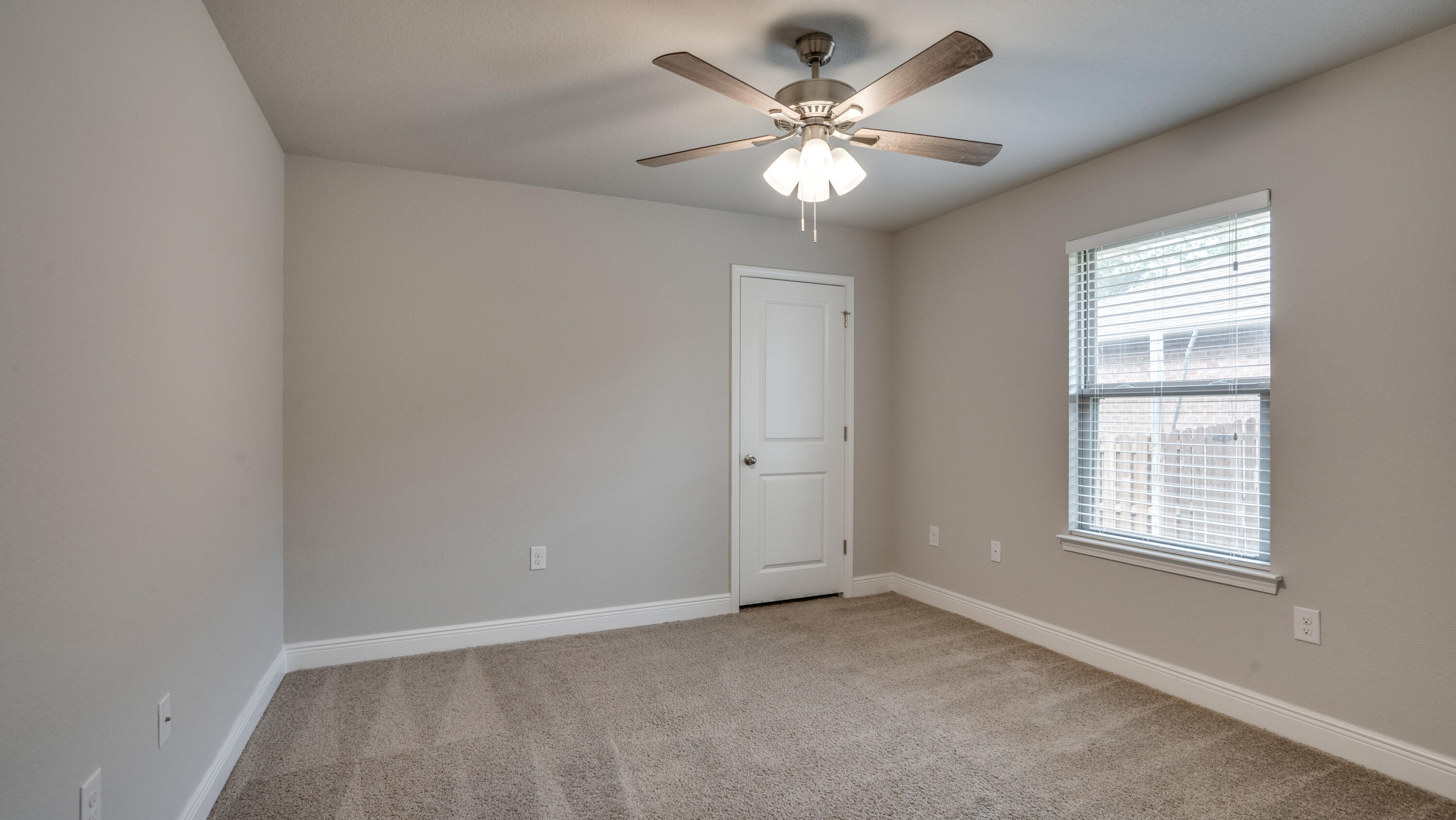 FOX VALLEY - Residential