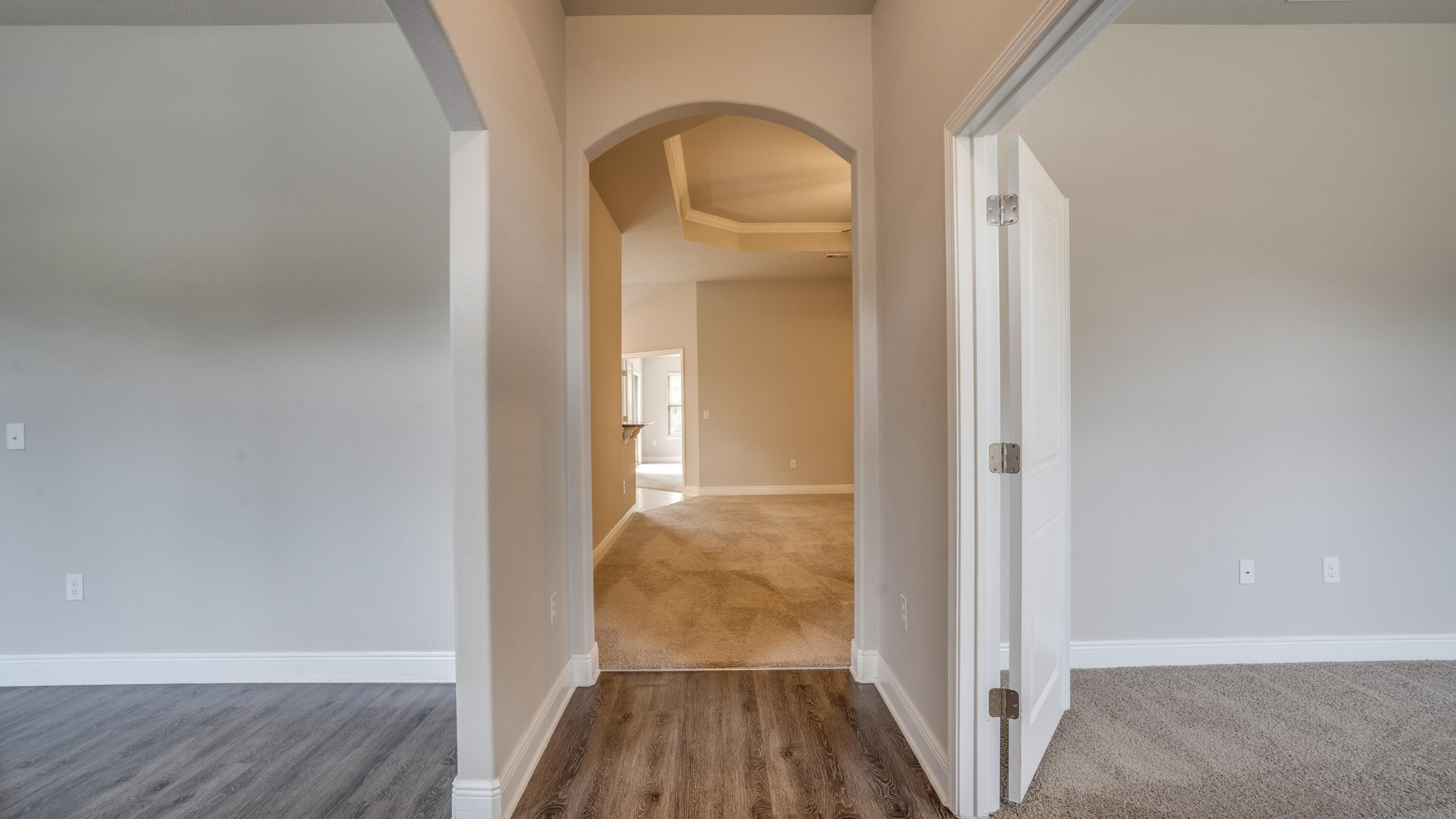 FOX VALLEY - Residential