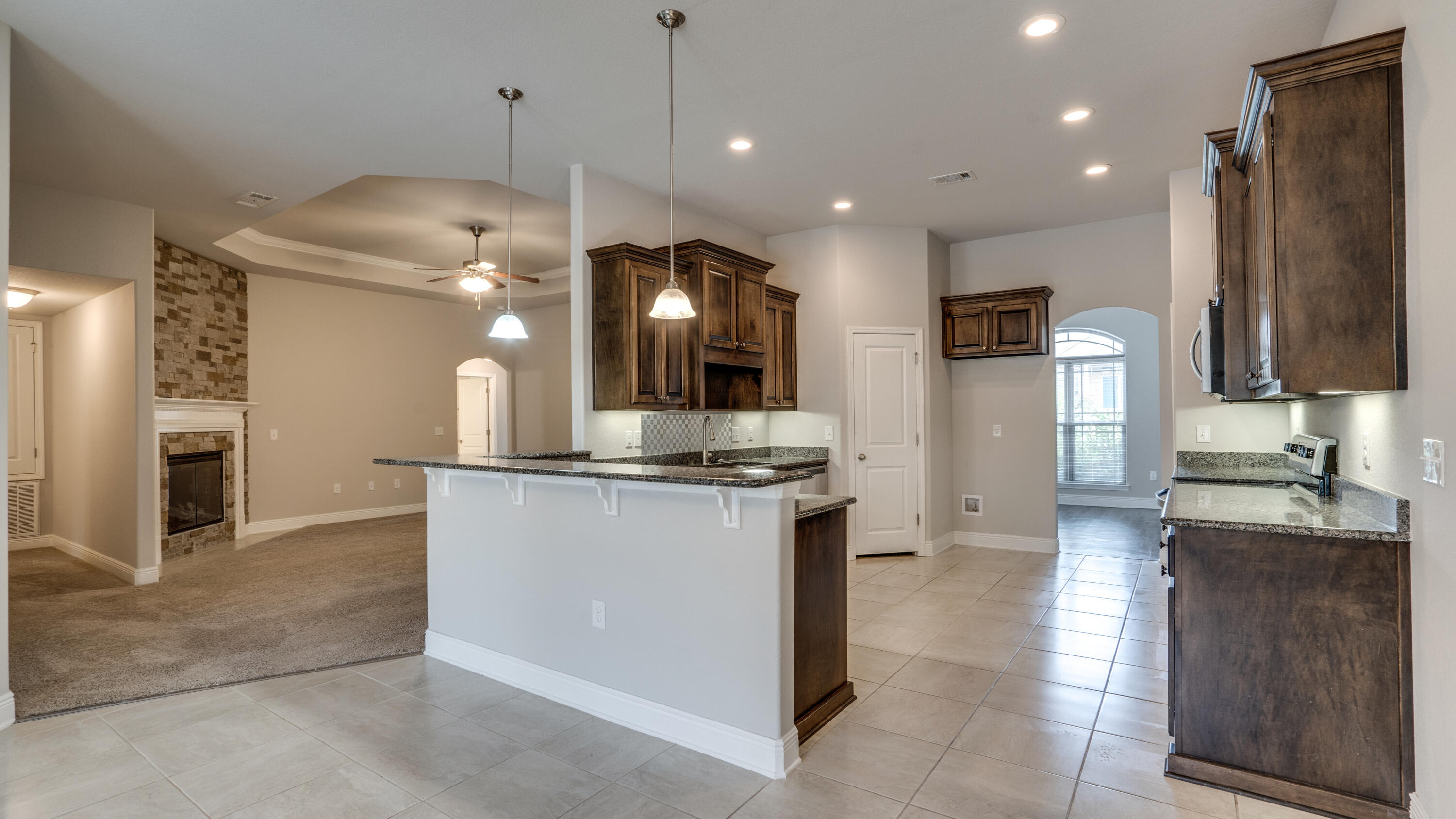 FOX VALLEY - Residential