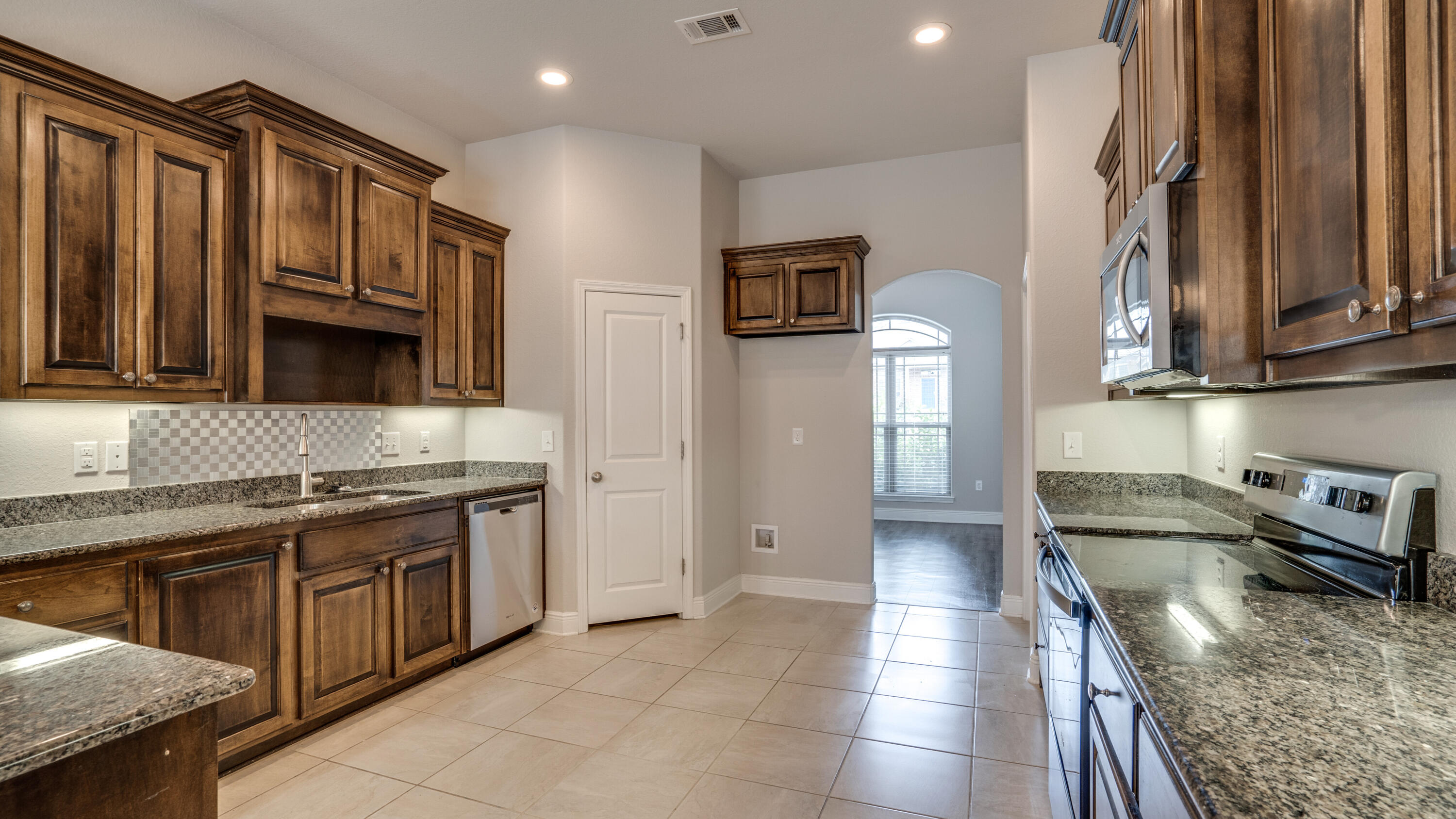 FOX VALLEY - Residential