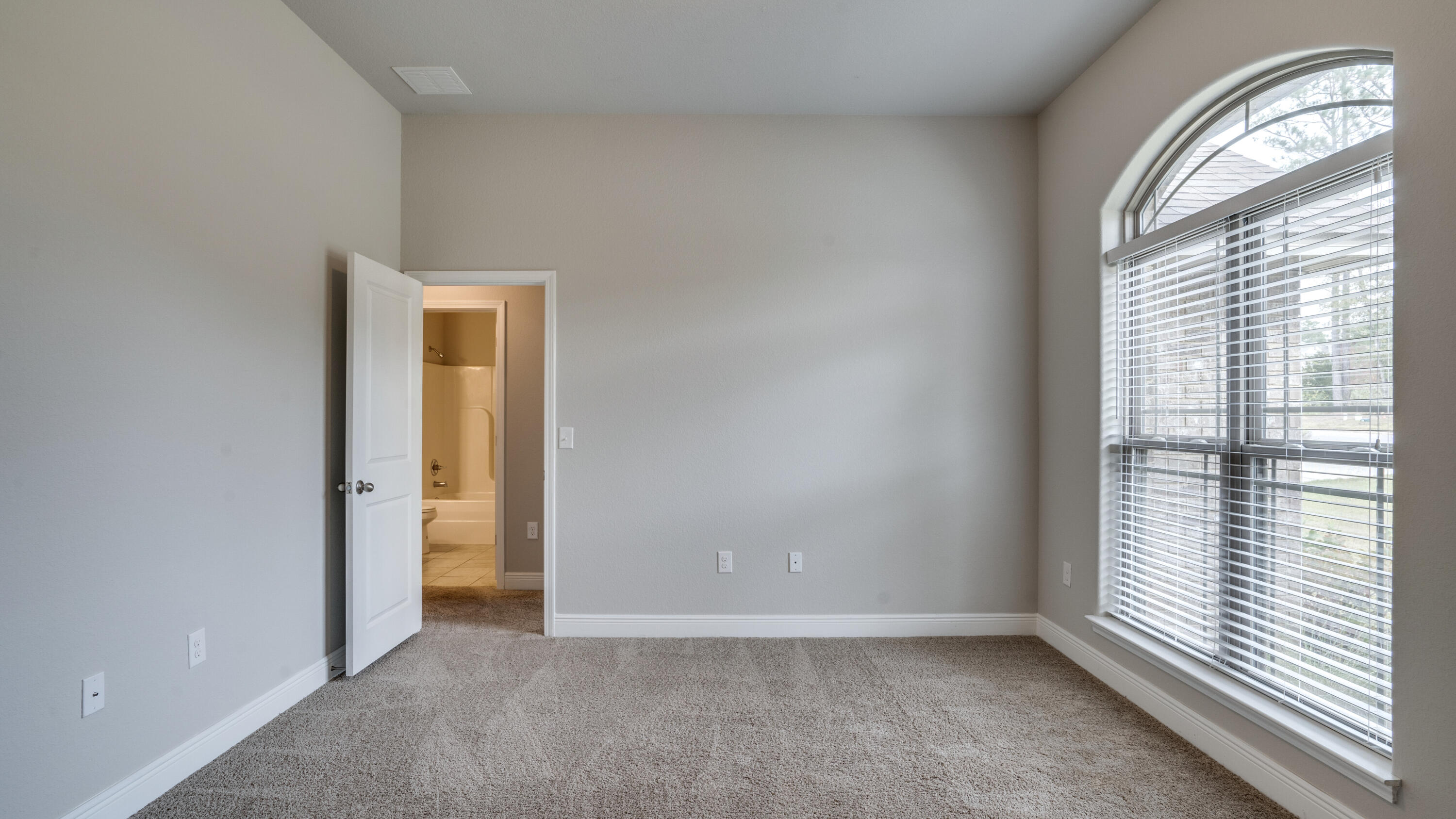 FOX VALLEY - Residential