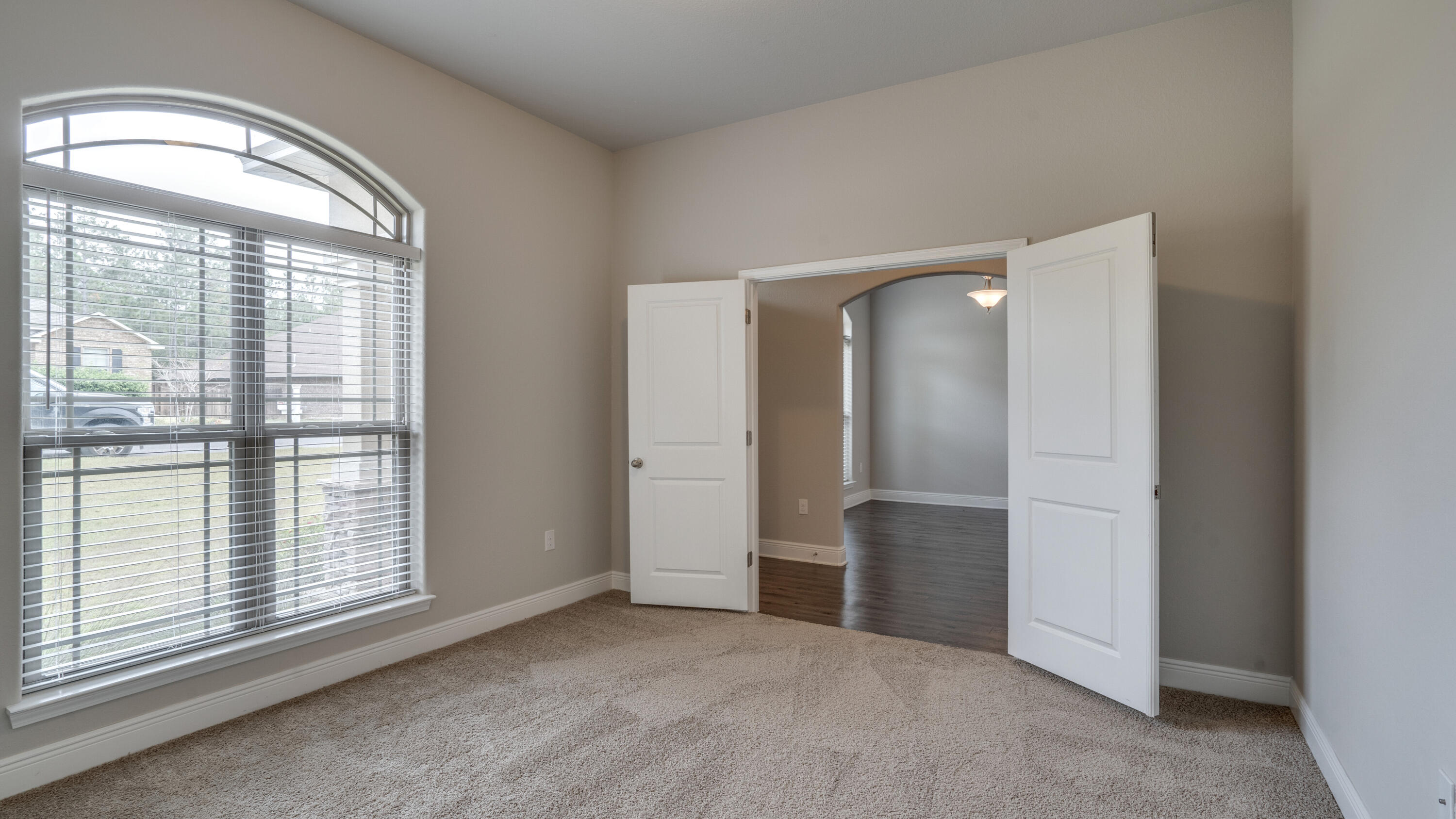 FOX VALLEY - Residential