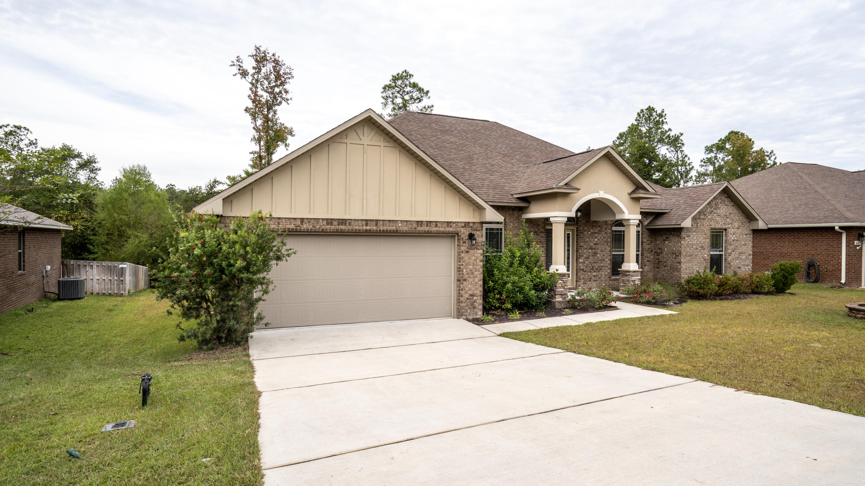 FOX VALLEY - Residential