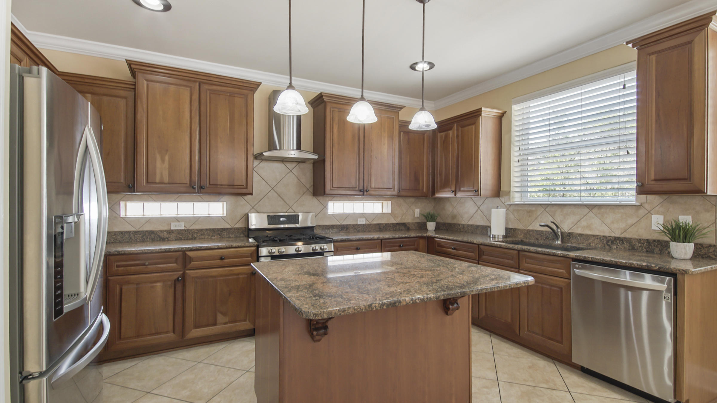 BAYWALK LANDING - Residential