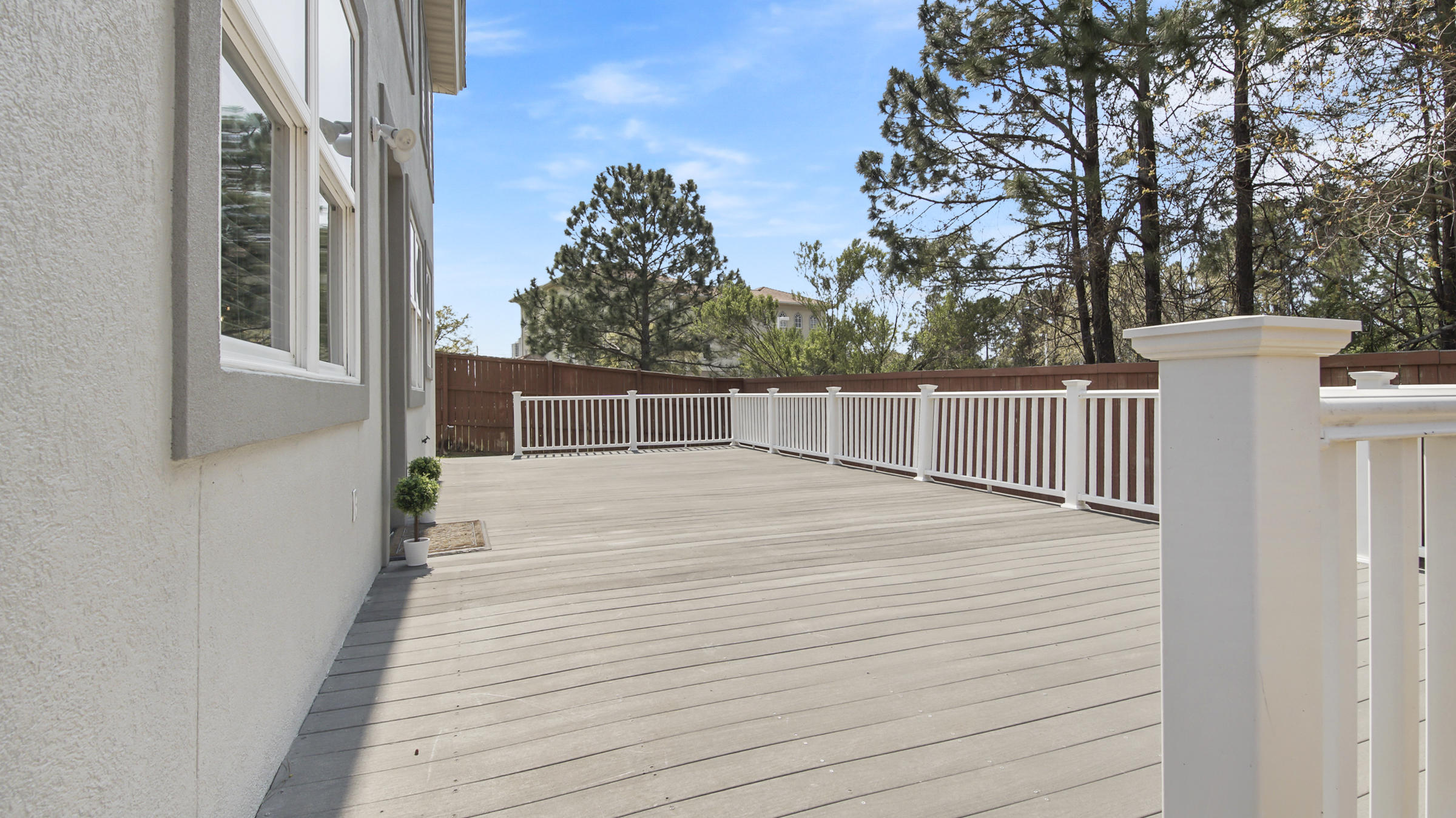 BAYWALK LANDING - Residential