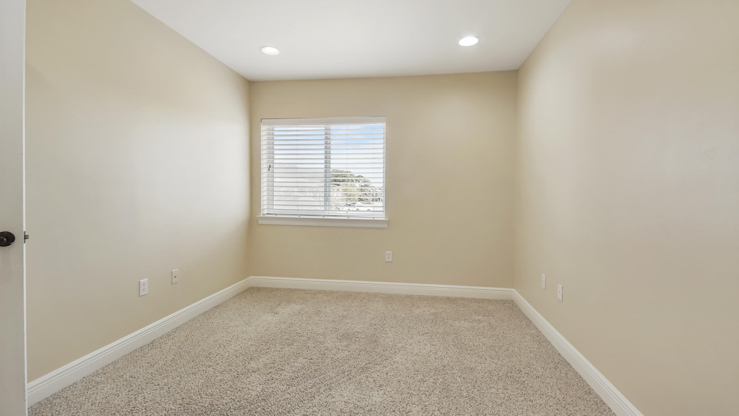 BAYWALK LANDING - Residential