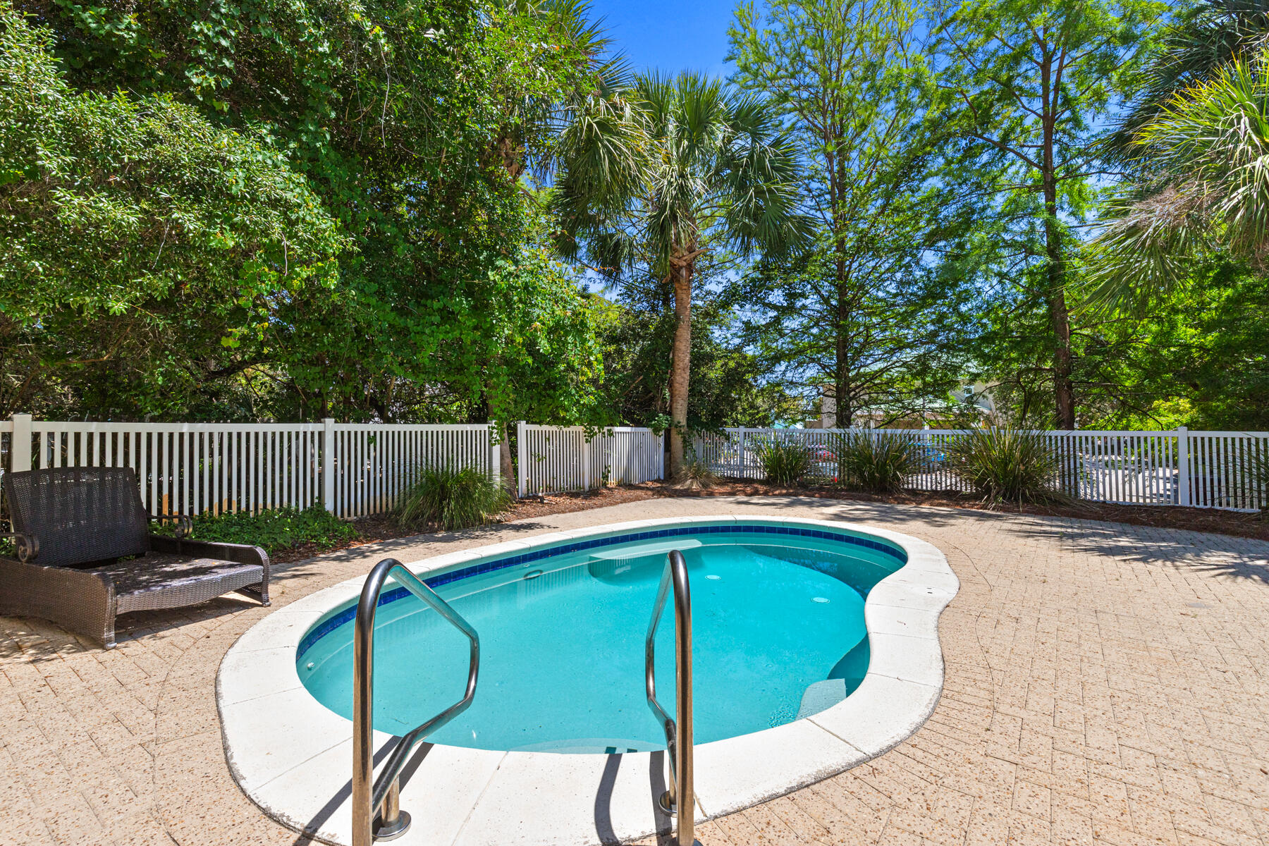 VILLAGE OF SUGAR BEACH - Residential