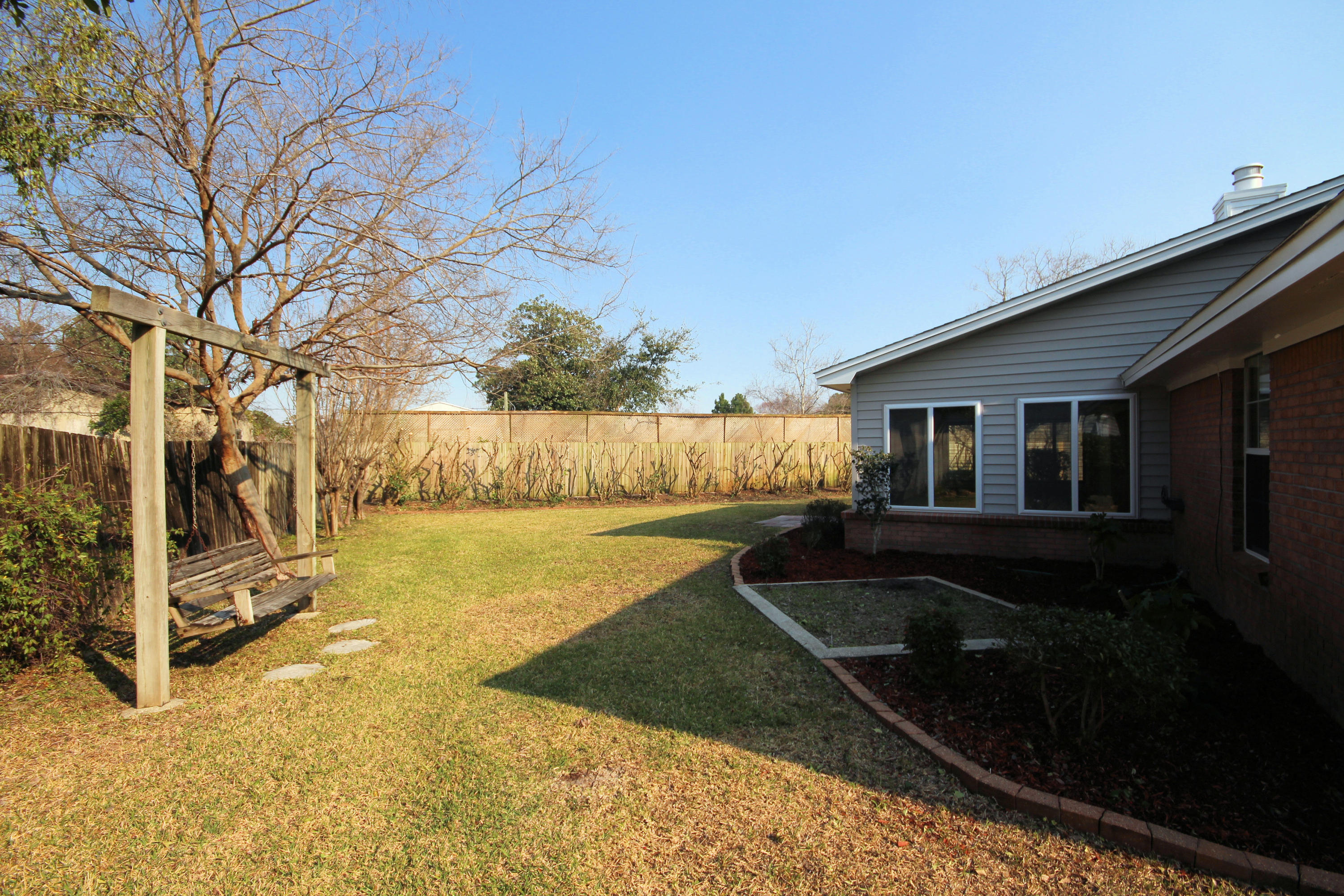 BRISTOL PARK - Residential