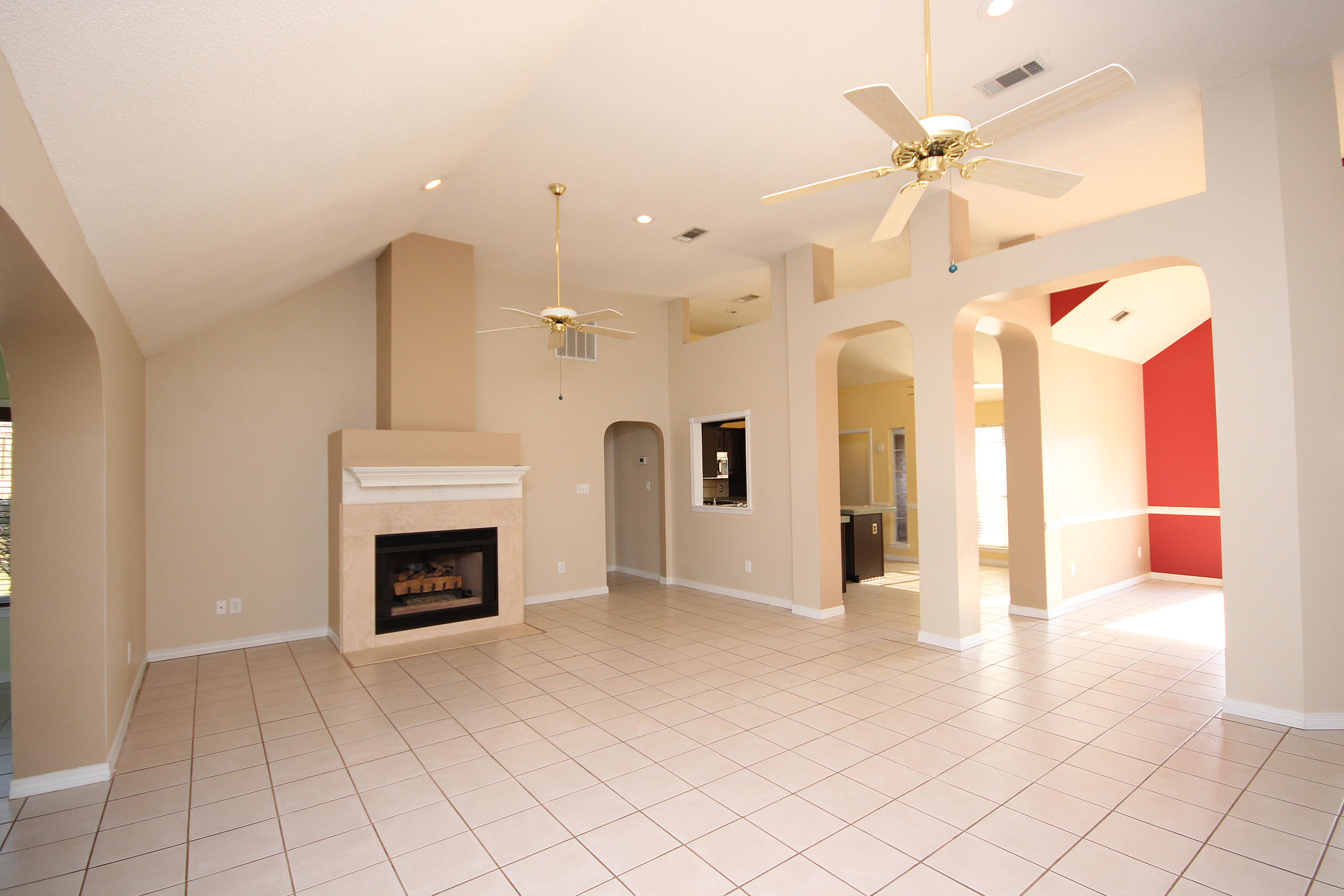 BRISTOL PARK - Residential