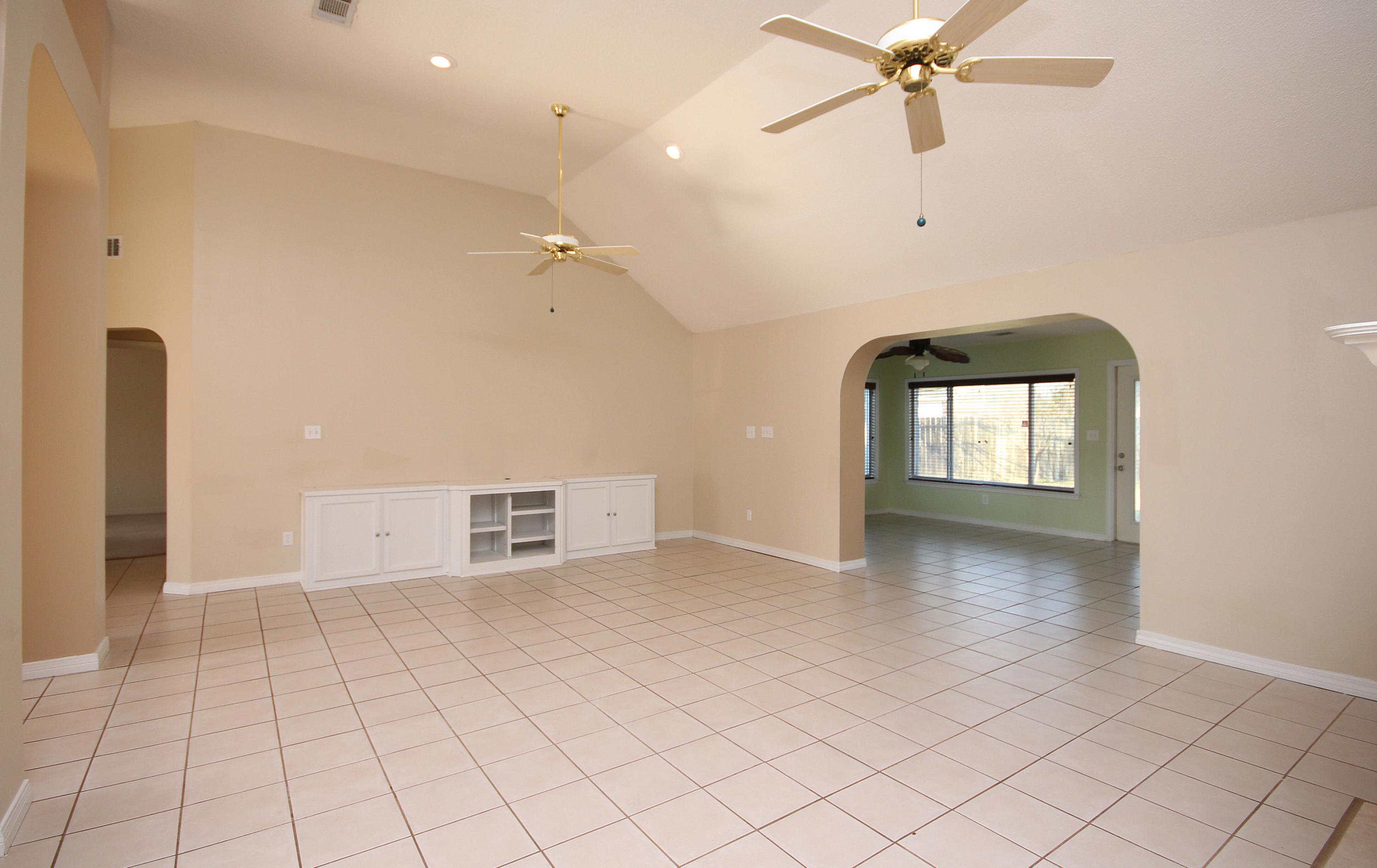 BRISTOL PARK - Residential