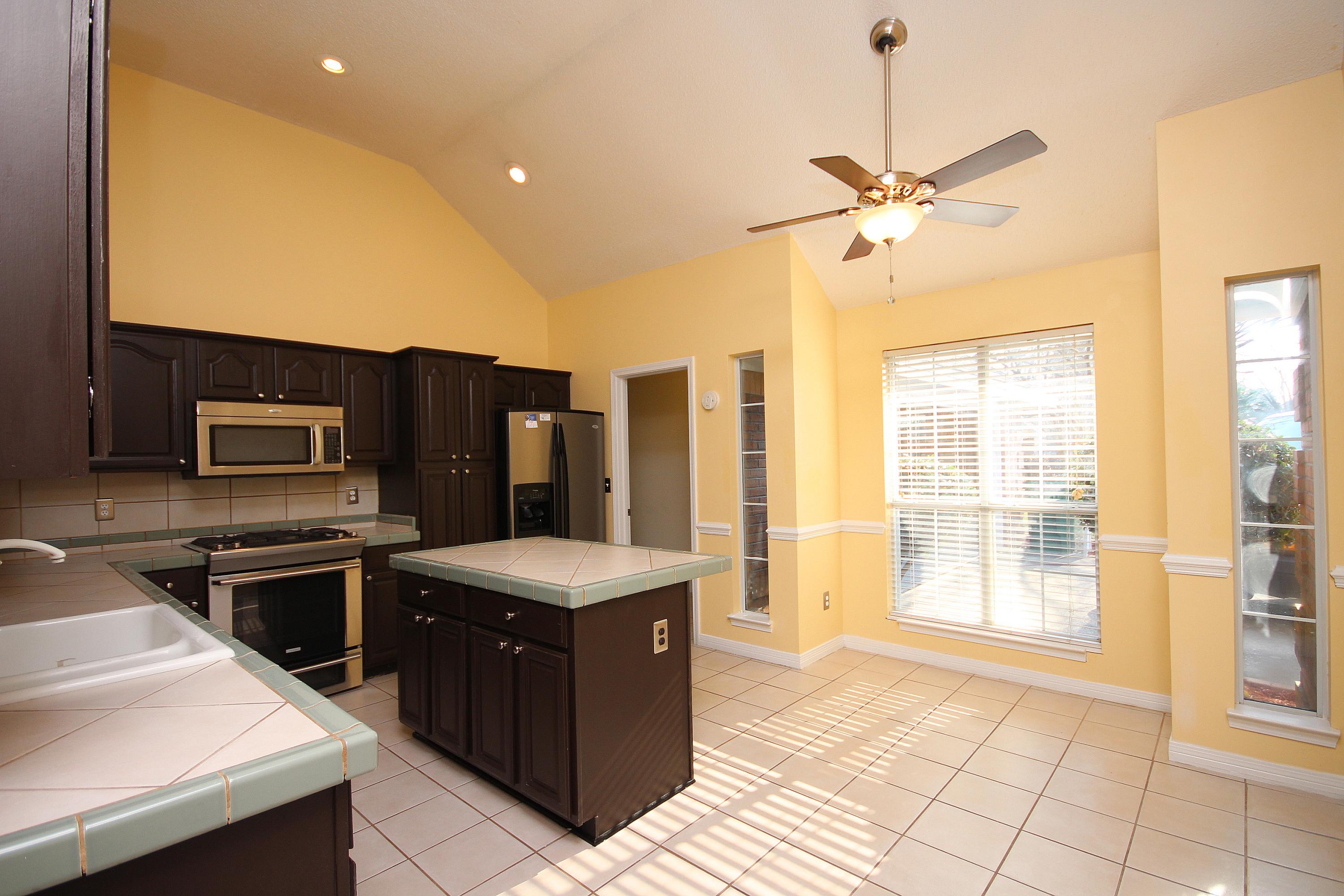 BRISTOL PARK - Residential