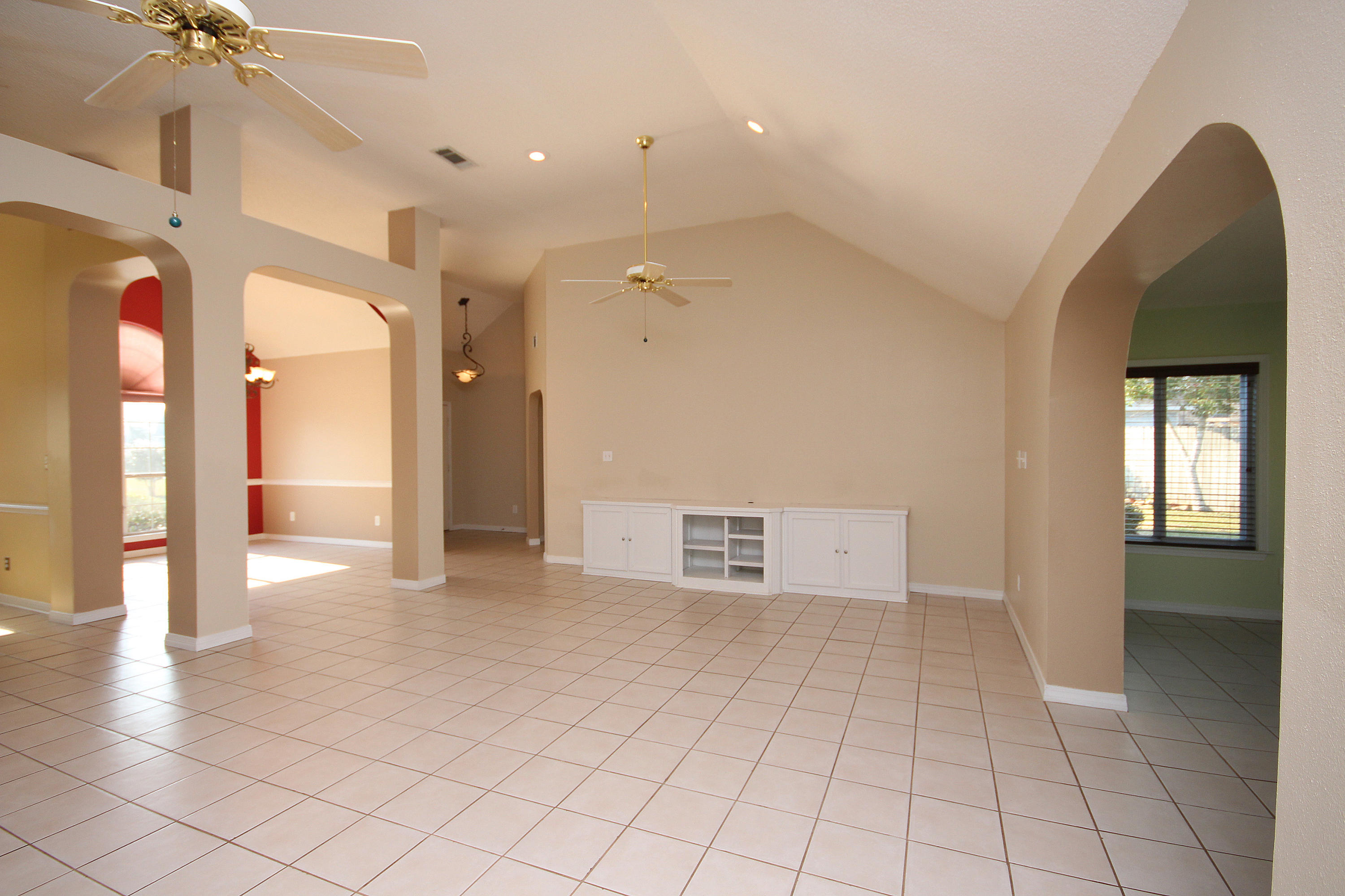 BRISTOL PARK - Residential