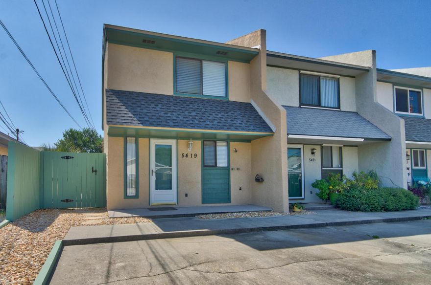 Wow! What a great location! Calling all boaters and beach bums! Come check out this end townhome with NO HOA! This extremely well maintained home is only a few blocks to the boat ramp heading north, only a few blocks to the beach going south and St Andrews state park heading east! This town home would make a great permanent home, second home or rental. Heck this is just a nice investment piece however you use it. Not only is it well maintained, it has some wonderful features such as - its own fenced in backyard, it's an end unit and the roof and HVAC were just replaced in 2015. This unit is move in ready condition and is waiting for you. Did I mention NO HOA fees? Sweeeeet!Great opportunity, come and see for yourself.