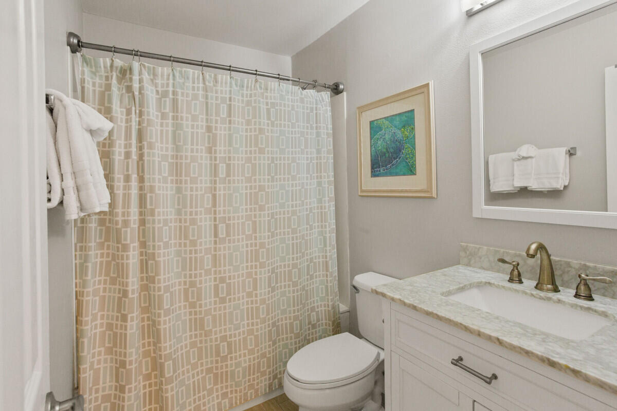 MARAVILLA CONDO 3 - Residential