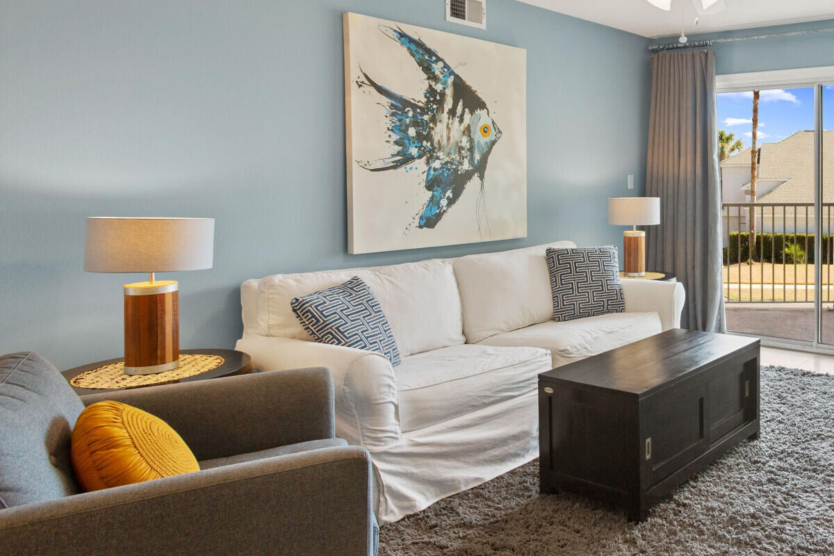 MARAVILLA CONDO 3 - Residential