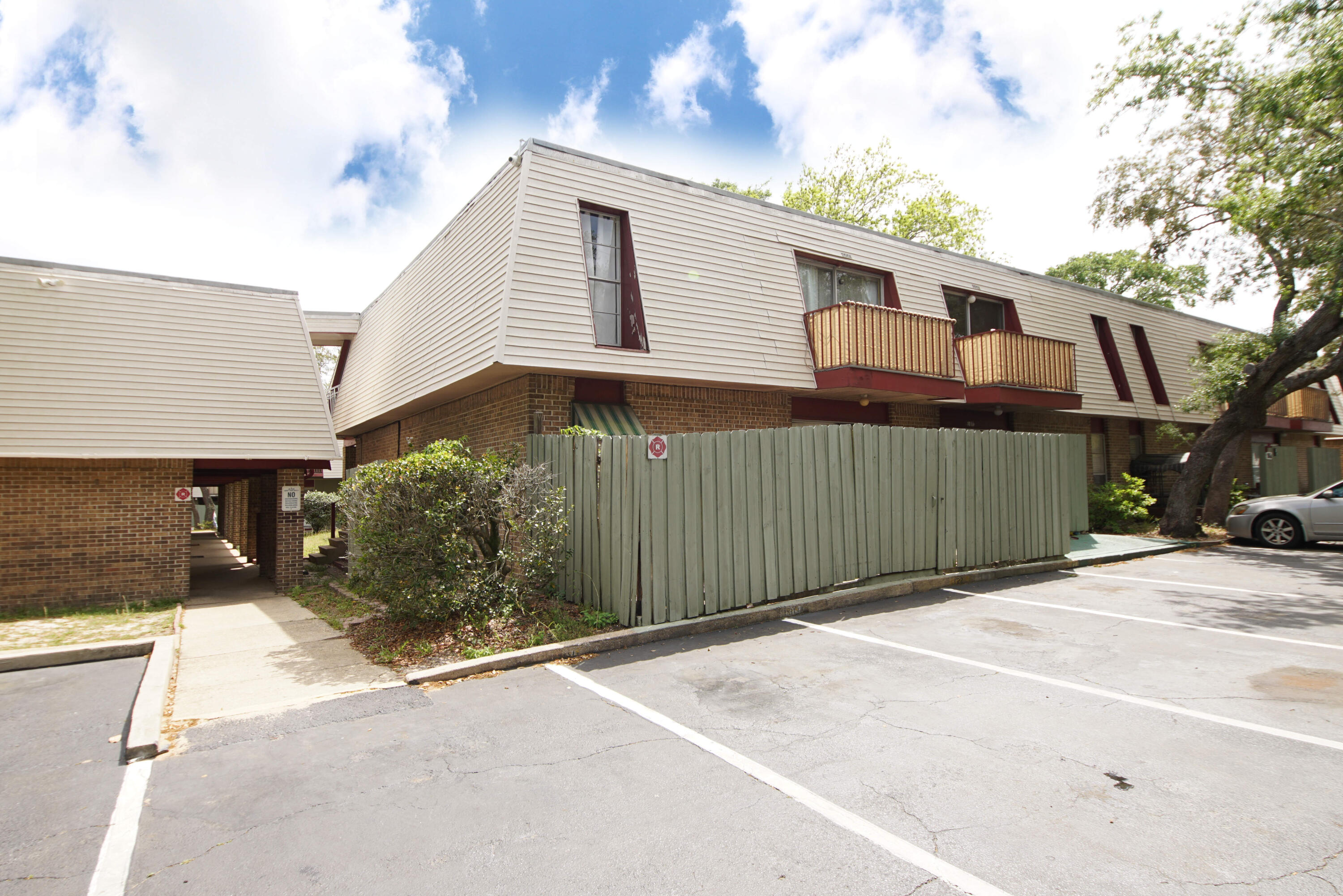 PIER ONE CONDO - Residential