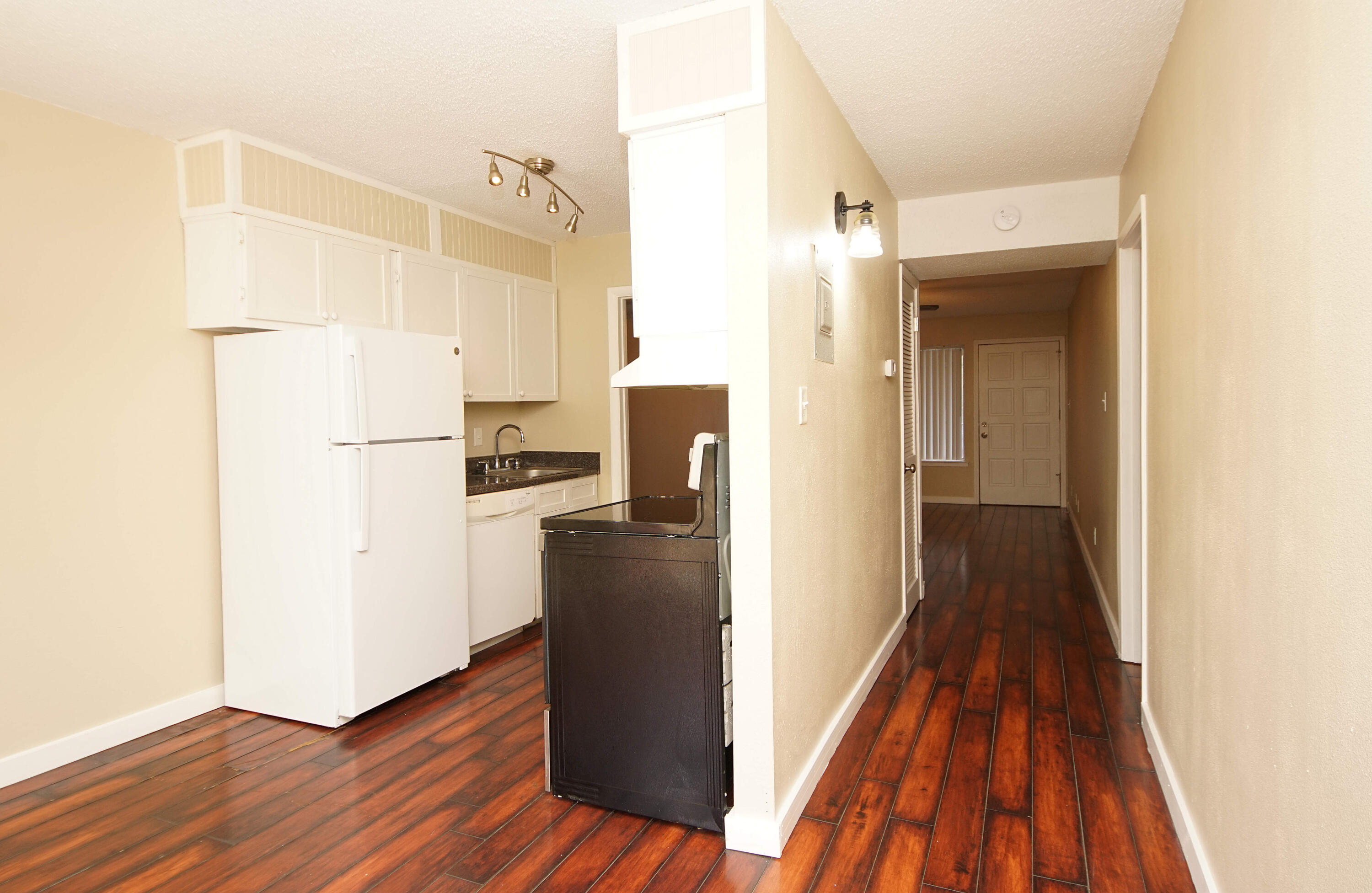 PIER ONE CONDO - Residential