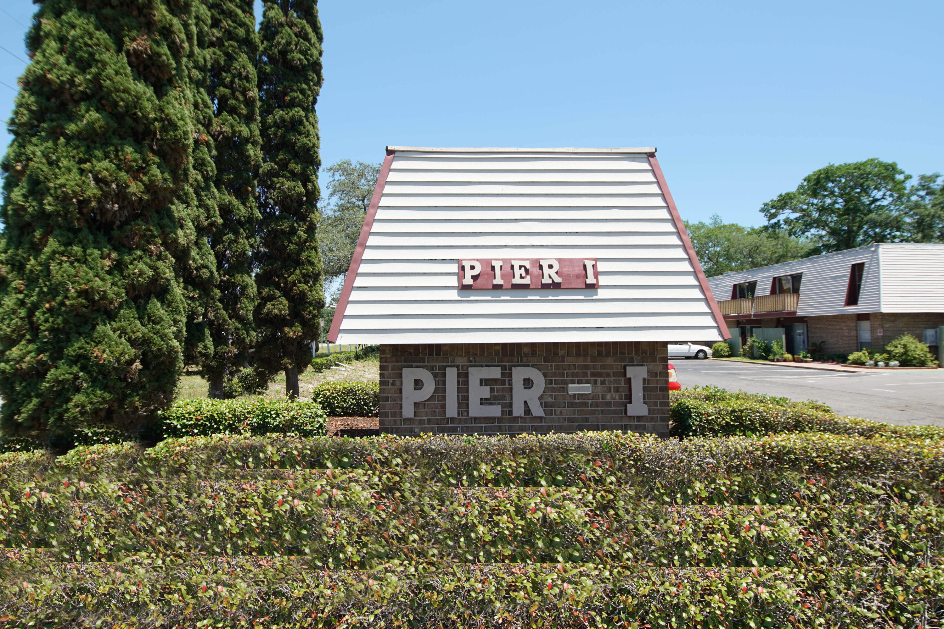 PIER ONE CONDO - Residential