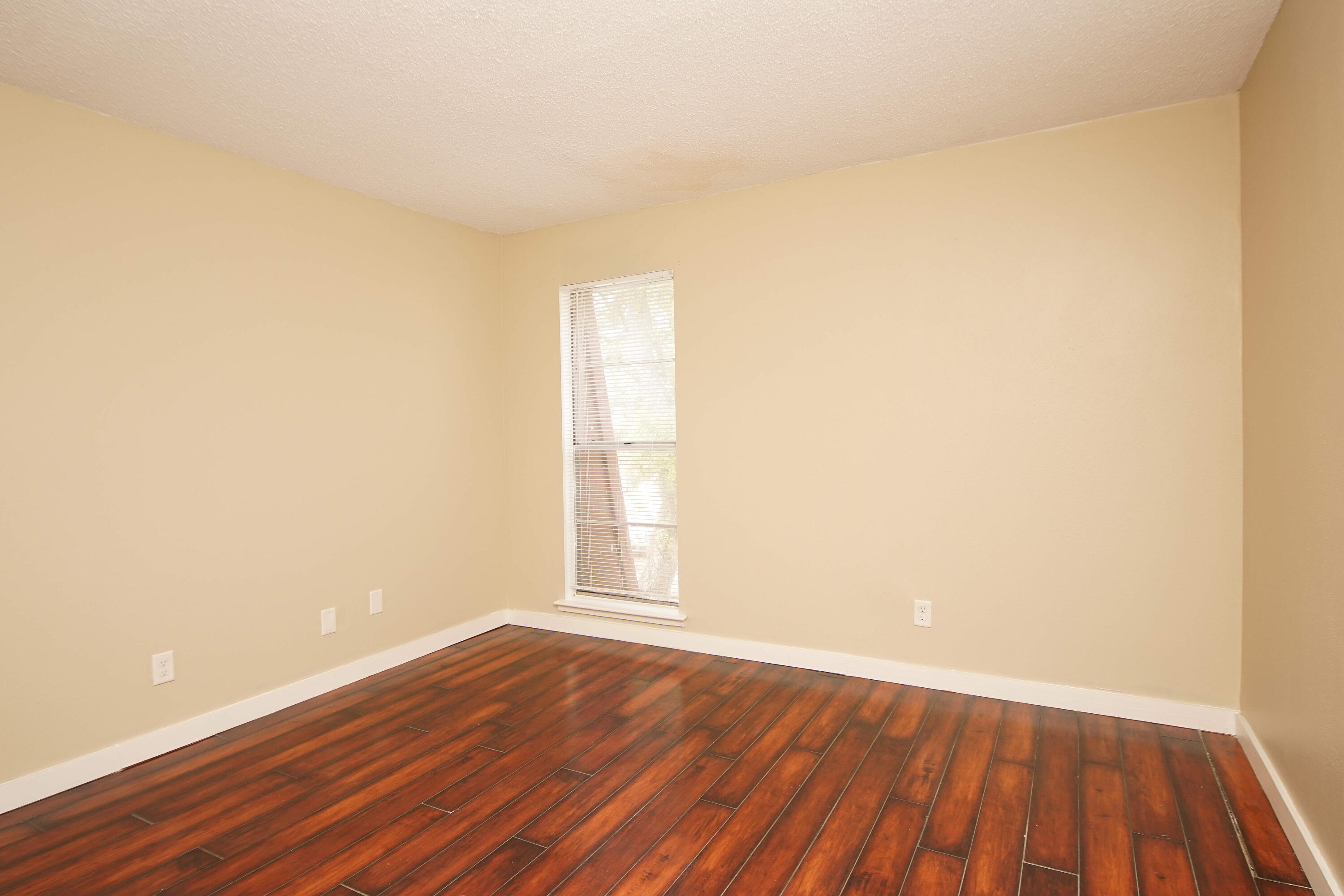 PIER ONE CONDO - Residential