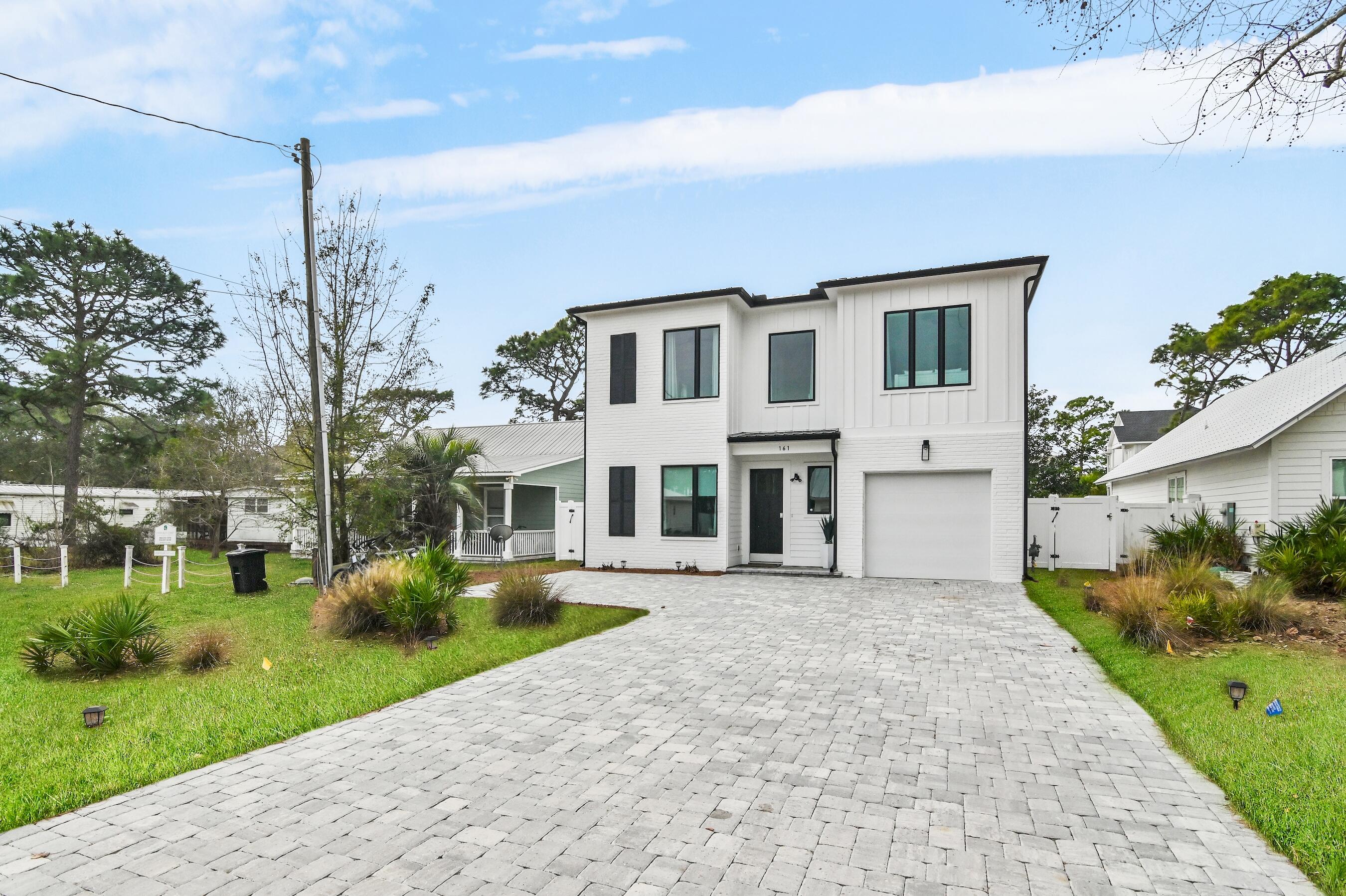GULF SHORE MANOR - Residential
