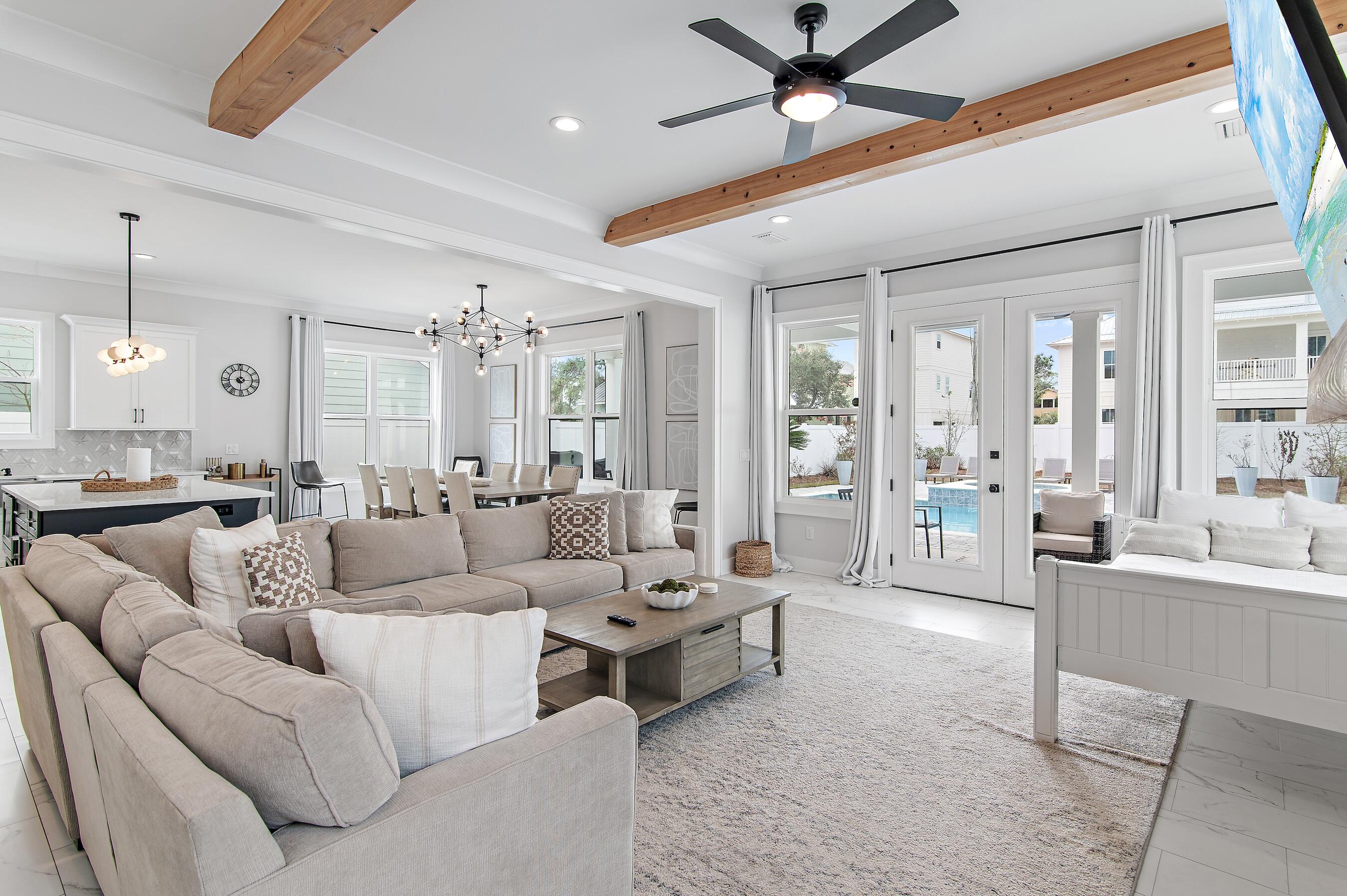 GULF SHORE MANOR - Residential