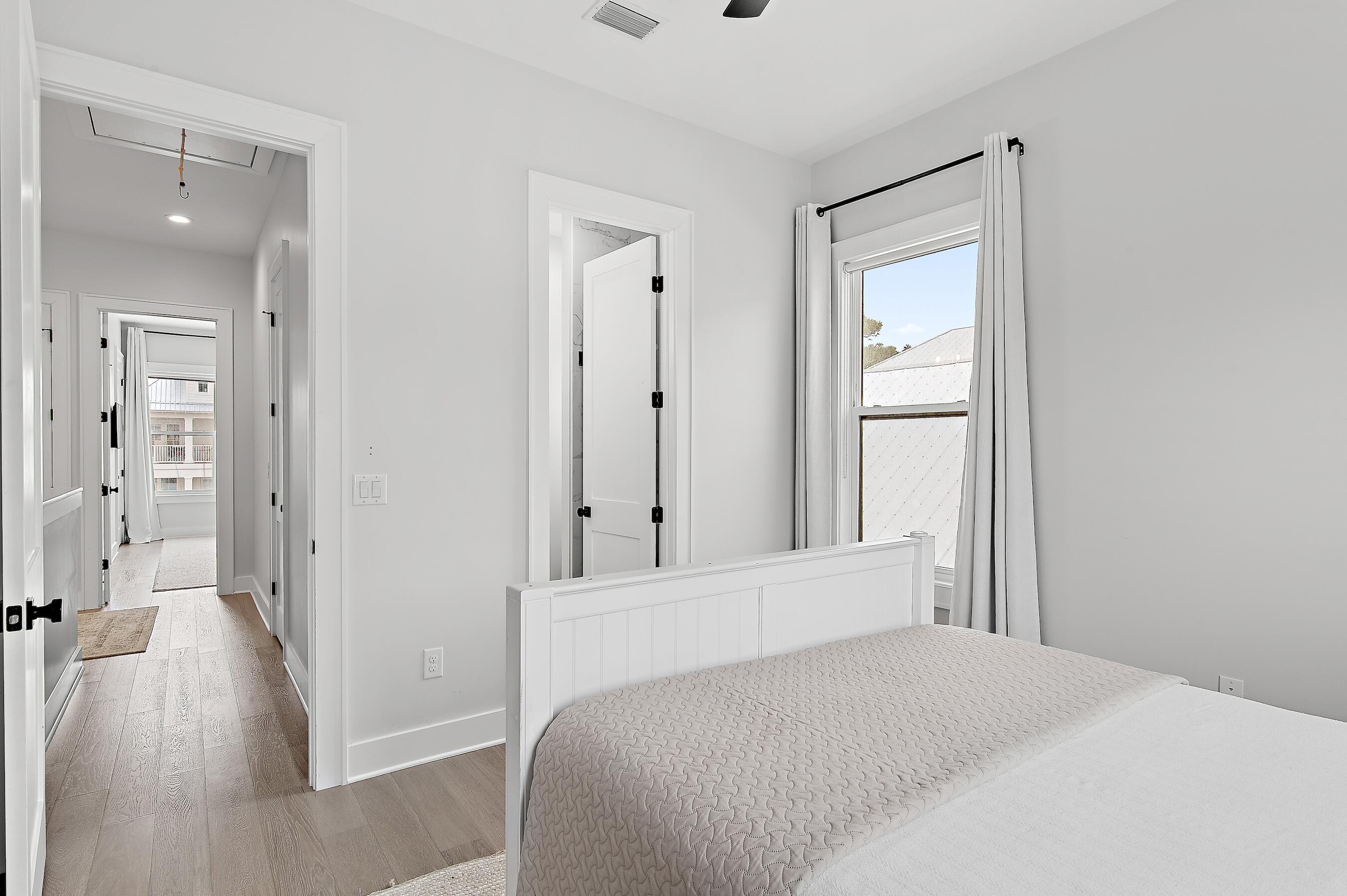 GULF SHORE MANOR - Residential