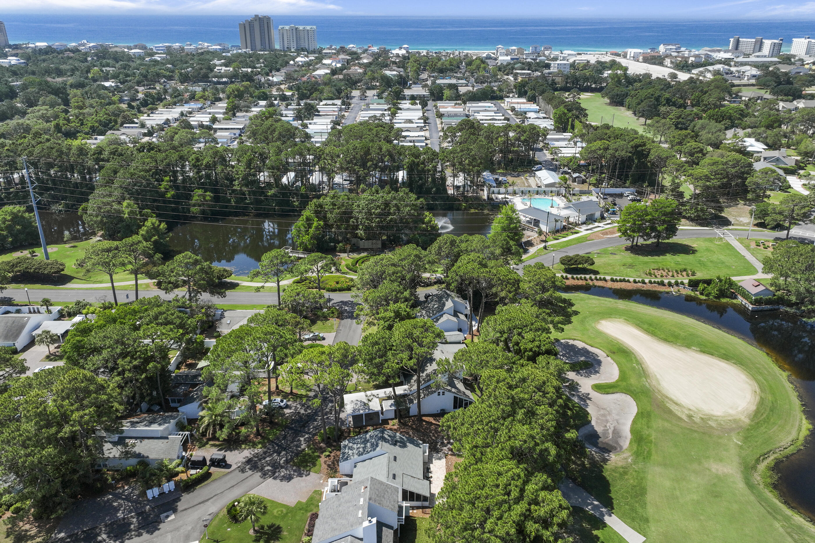 LINKSIDE VILLAGE UNIT 1 - Residential