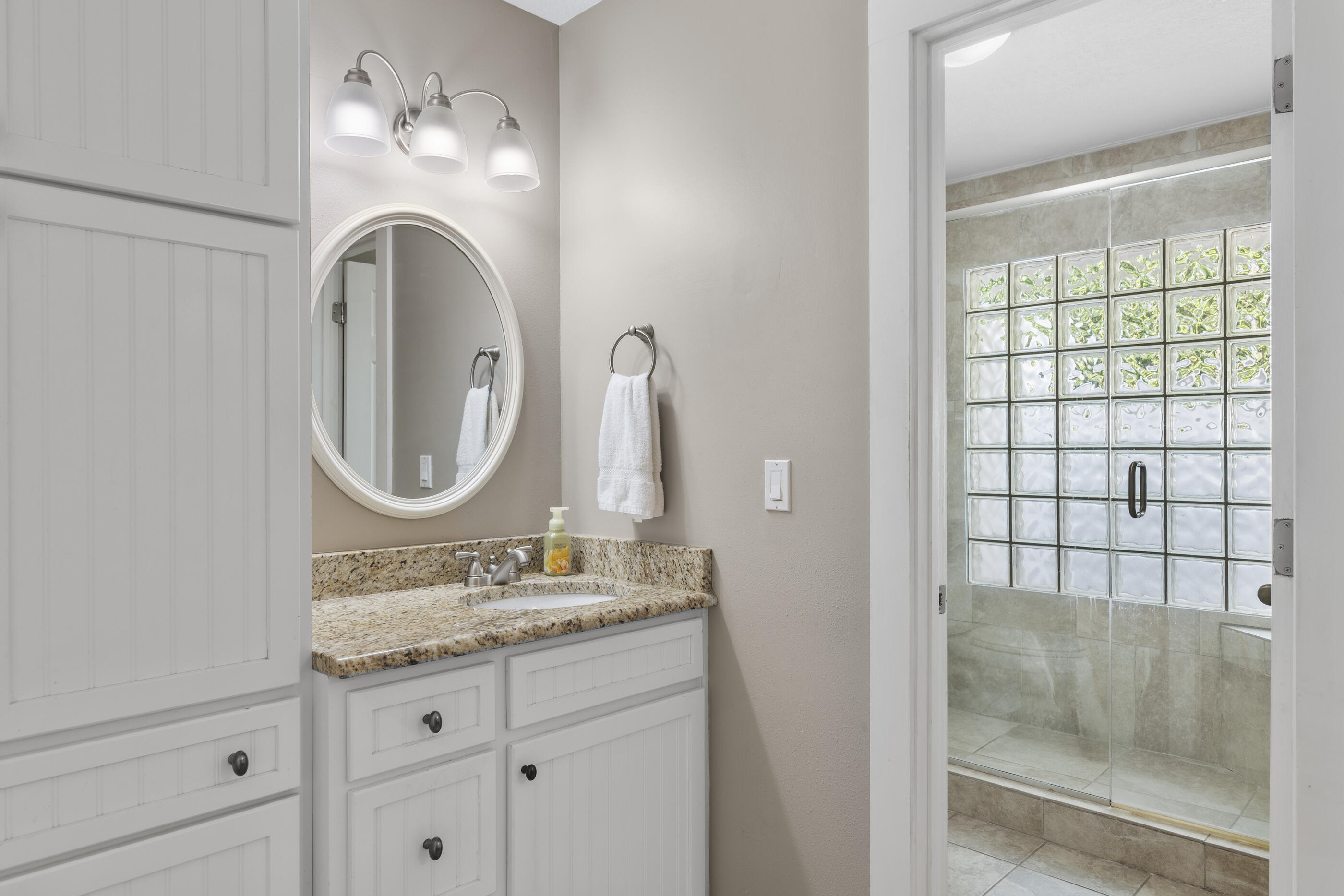 LINKSIDE VILLAGE UNIT 1 - Residential