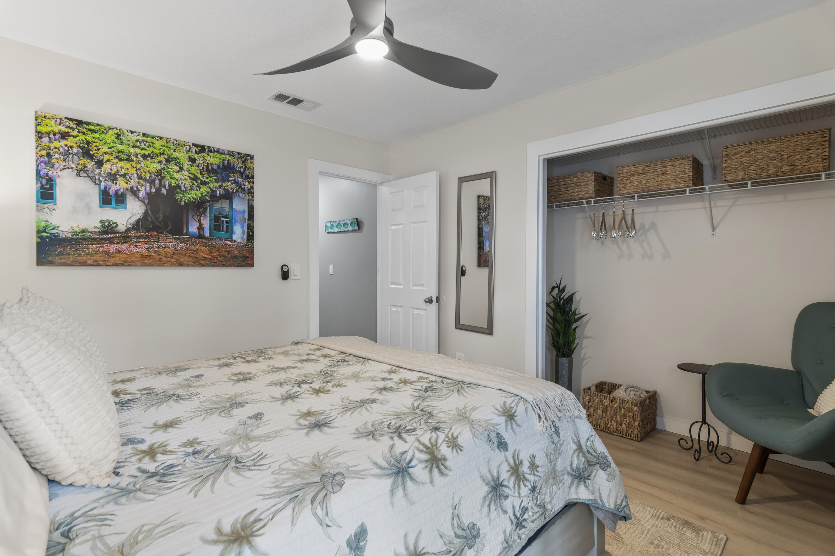 LINKSIDE VILLAGE UNIT 1 - Residential