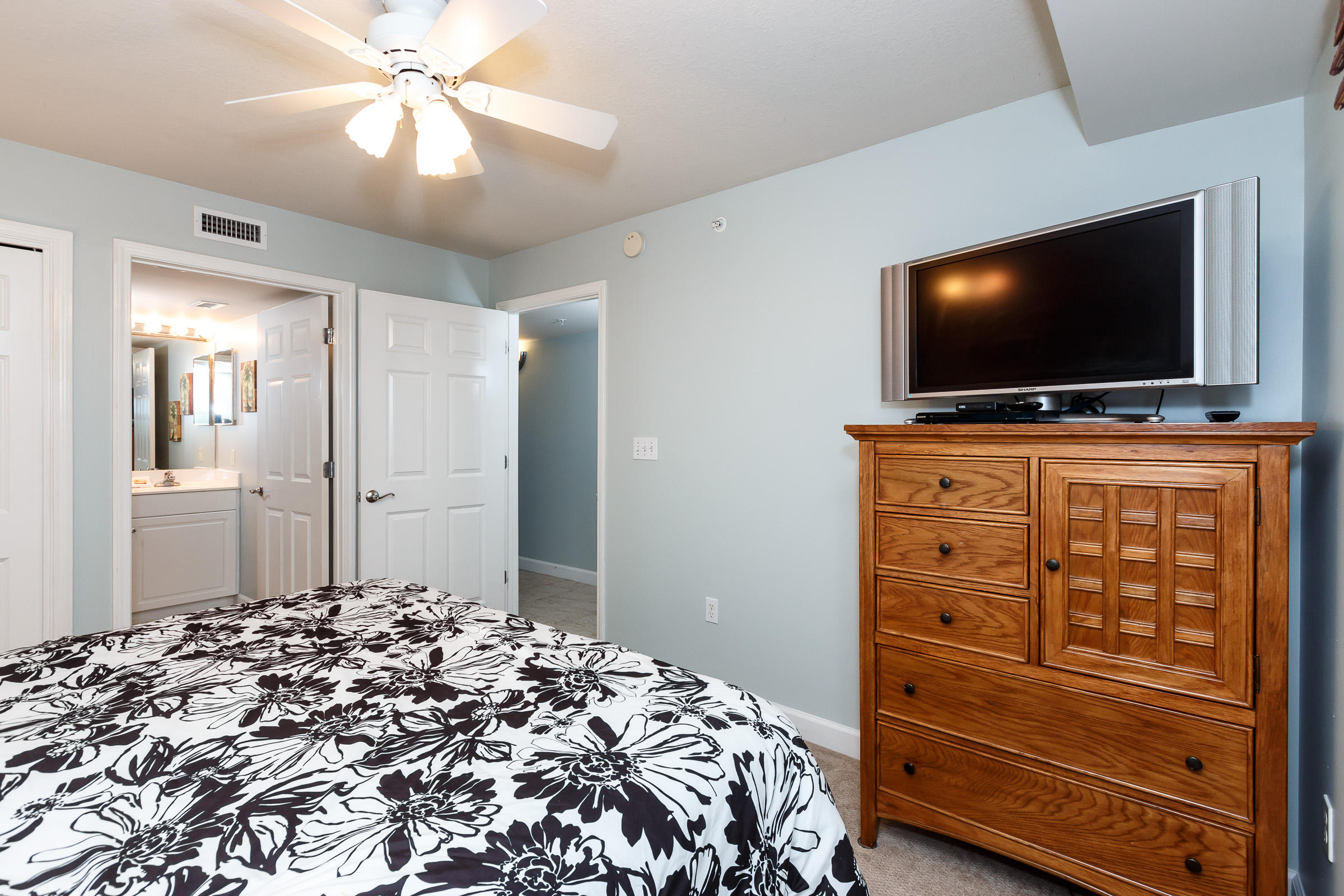 PELICAN ISLE - Residential