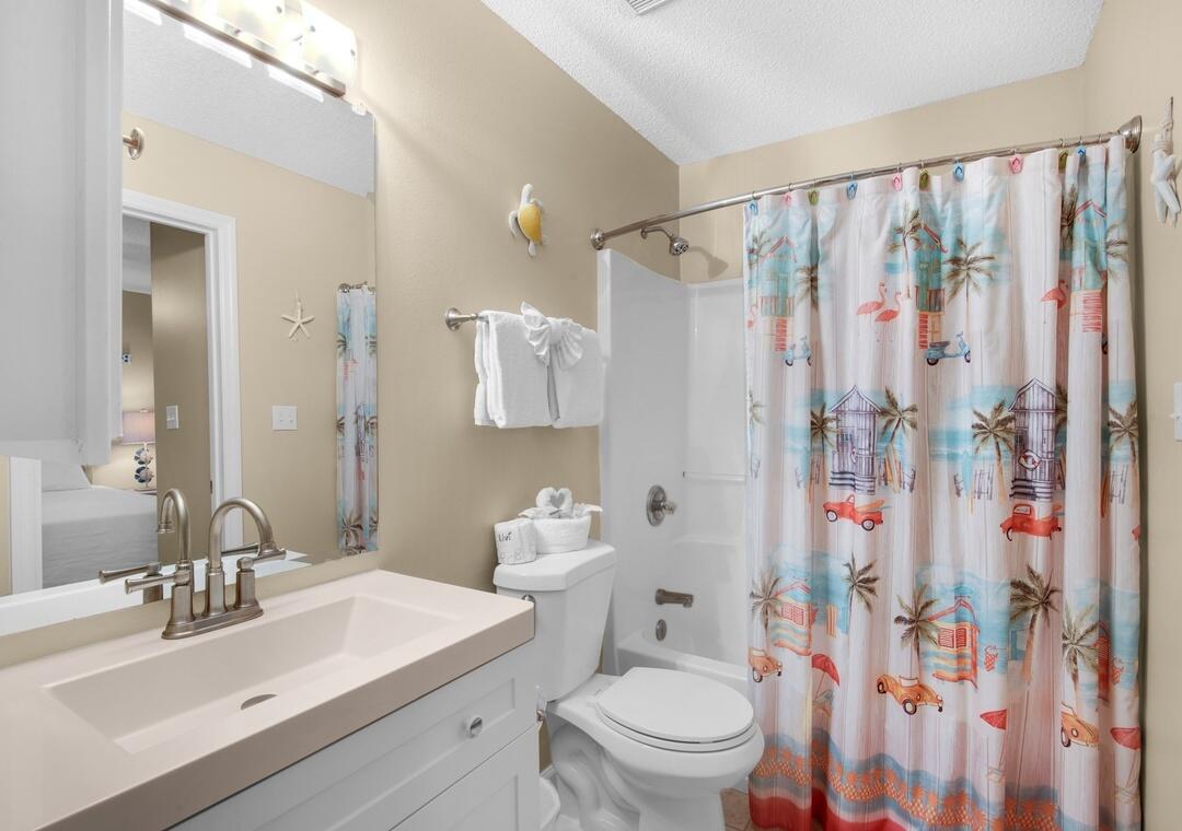 SUMMERSPELL CONDO - Residential