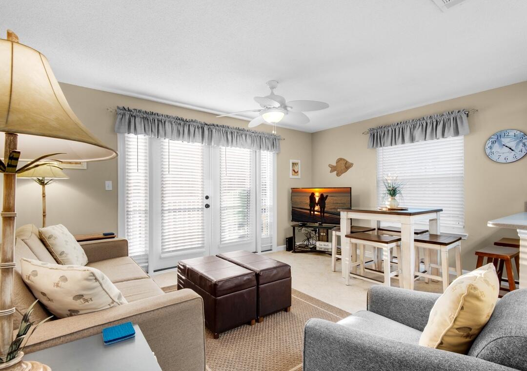 SUMMERSPELL CONDO - Residential