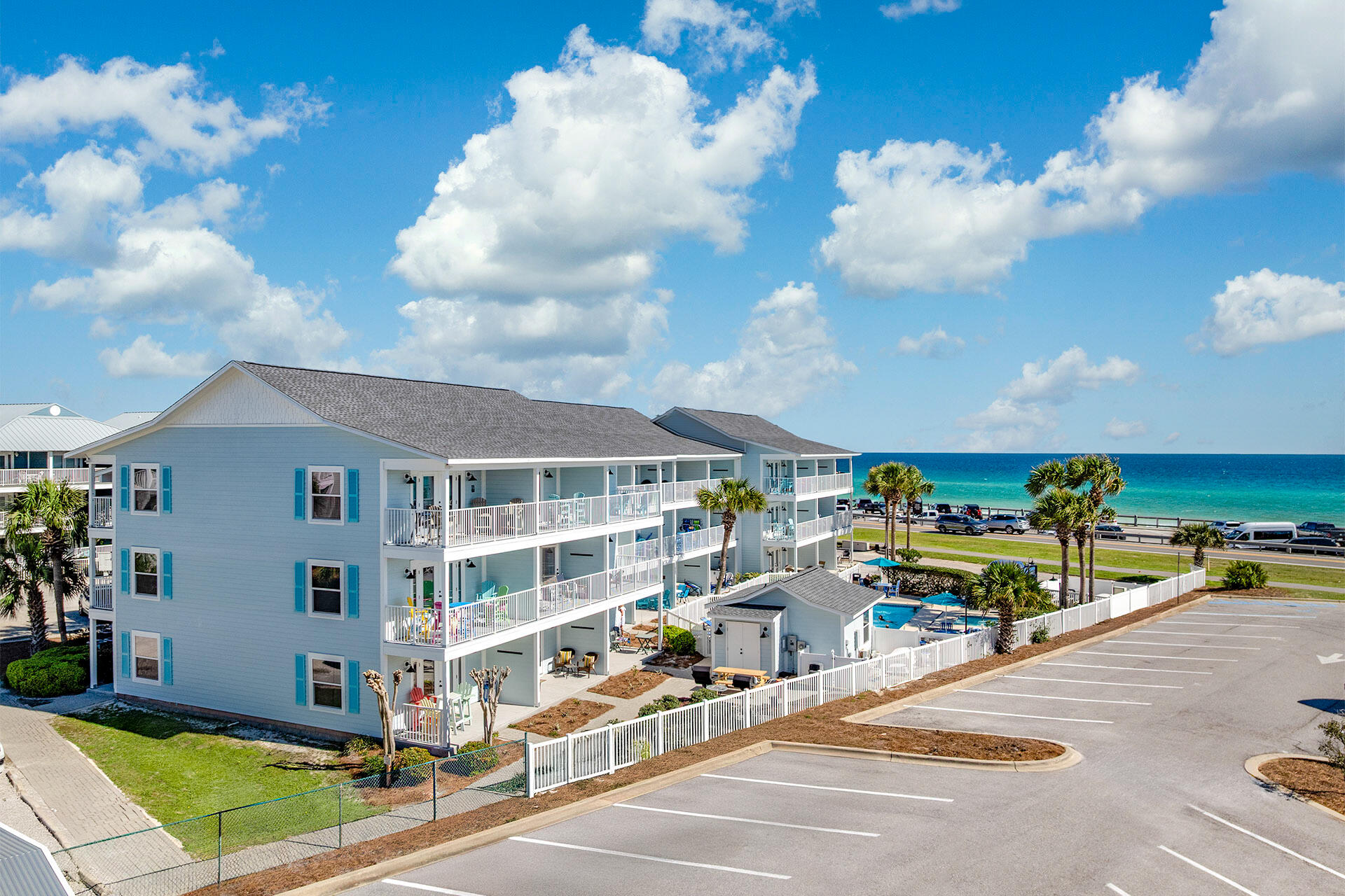 SUMMERSPELL CONDO - Residential