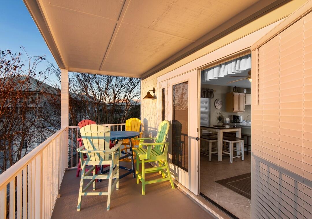 SUMMERSPELL CONDO - Residential