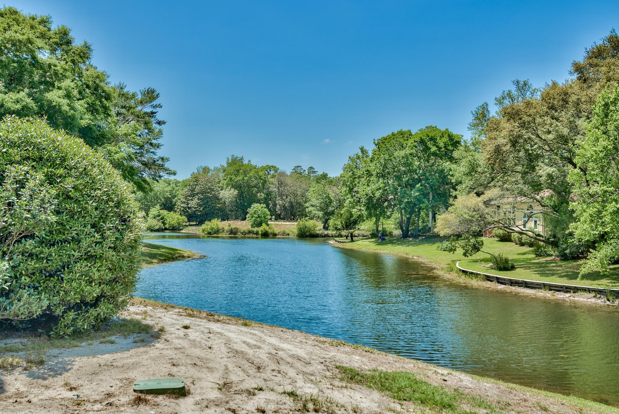 LAKESIDE CONDO AT BLUEWATER BAY - Residential