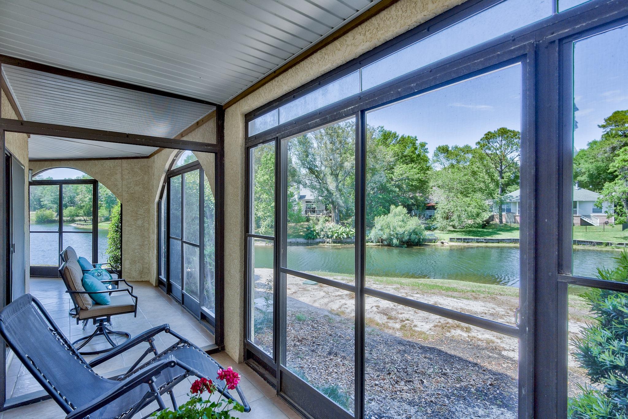 LAKESIDE CONDO AT BLUEWATER BAY - Residential