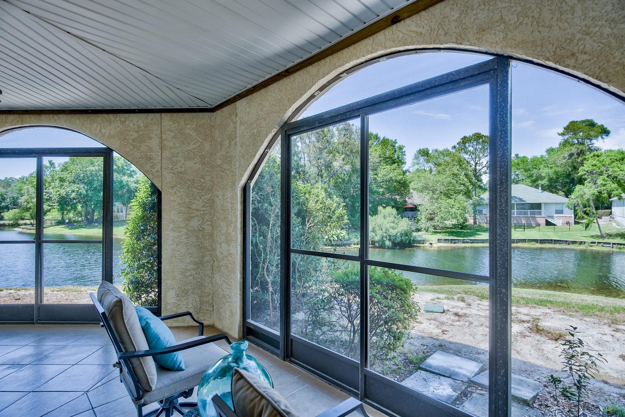 LAKESIDE CONDO AT BLUEWATER BAY - Residential