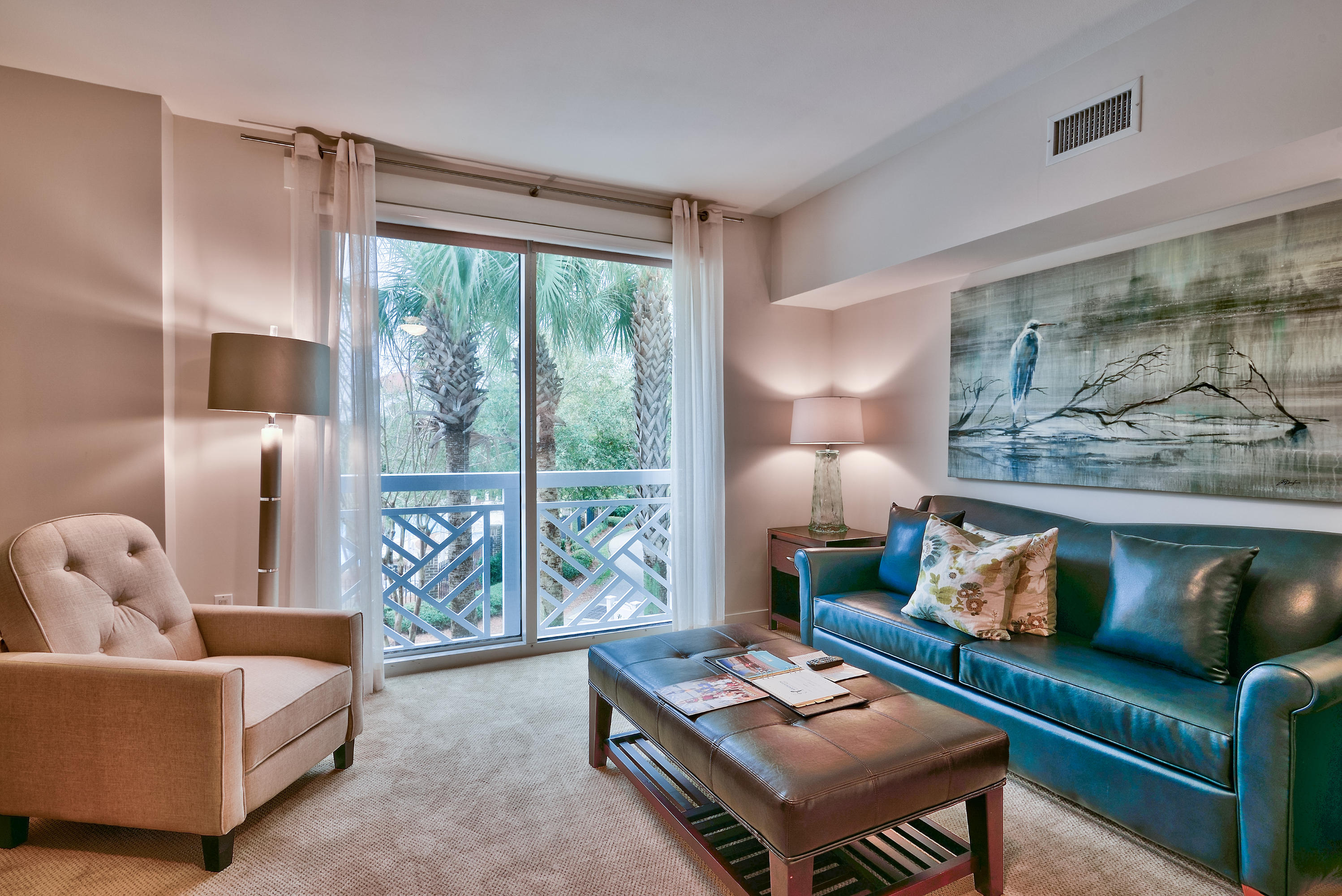 BAHIA CONDO - Residential